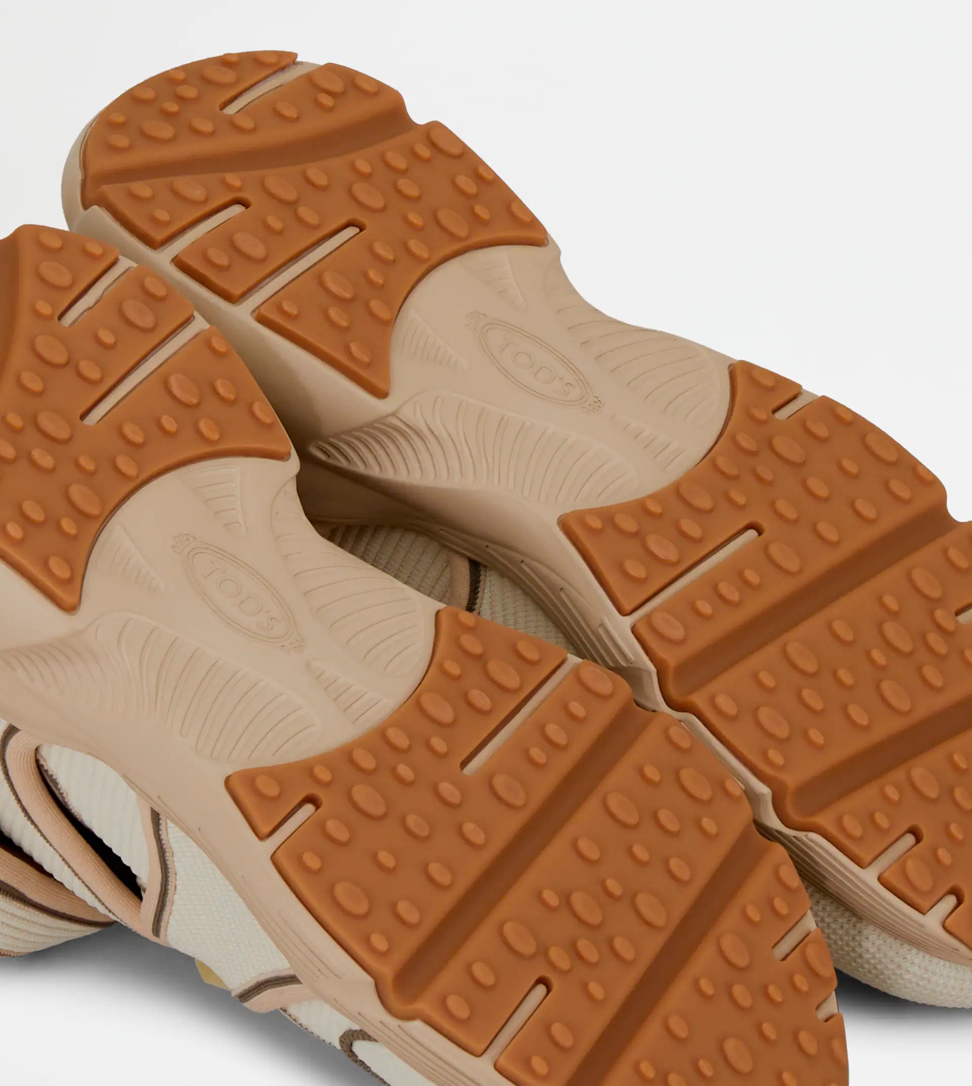 SNEAKERS IN HIGH-TECH FABRIC - OFF WHITE - 4