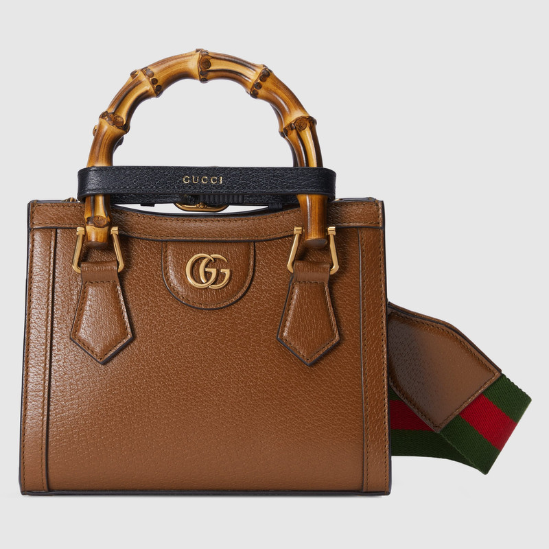 Gucci Diana 미니 토트 백 1