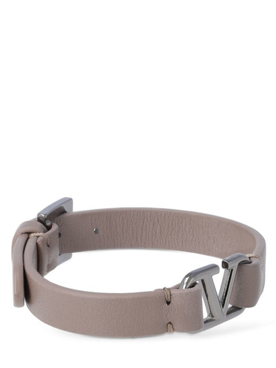 Valentino V Logo leather belt bracelet outlook