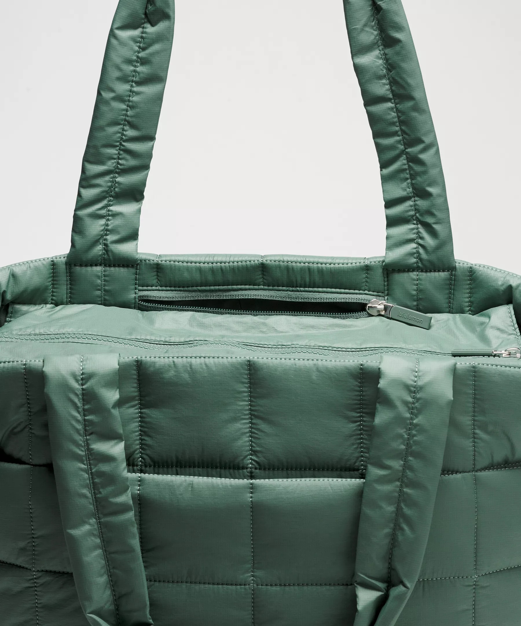 Quilted Grid Tote Bag 26L - 4