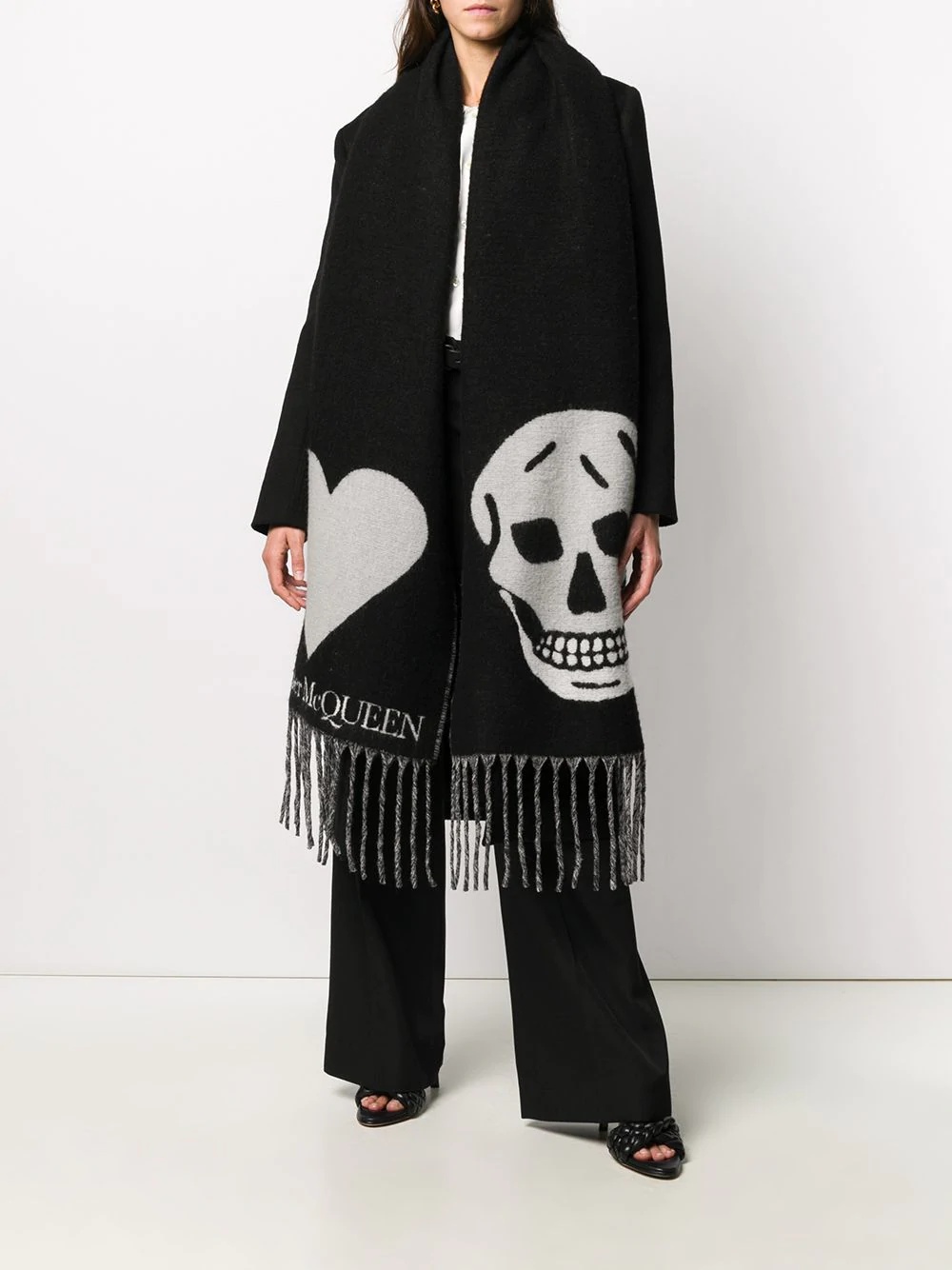 skull heart logo scarf - 2