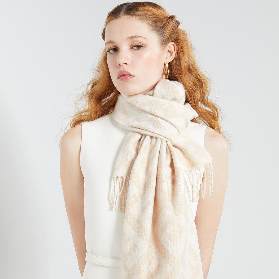 Pale pink cashmere scarf - 3