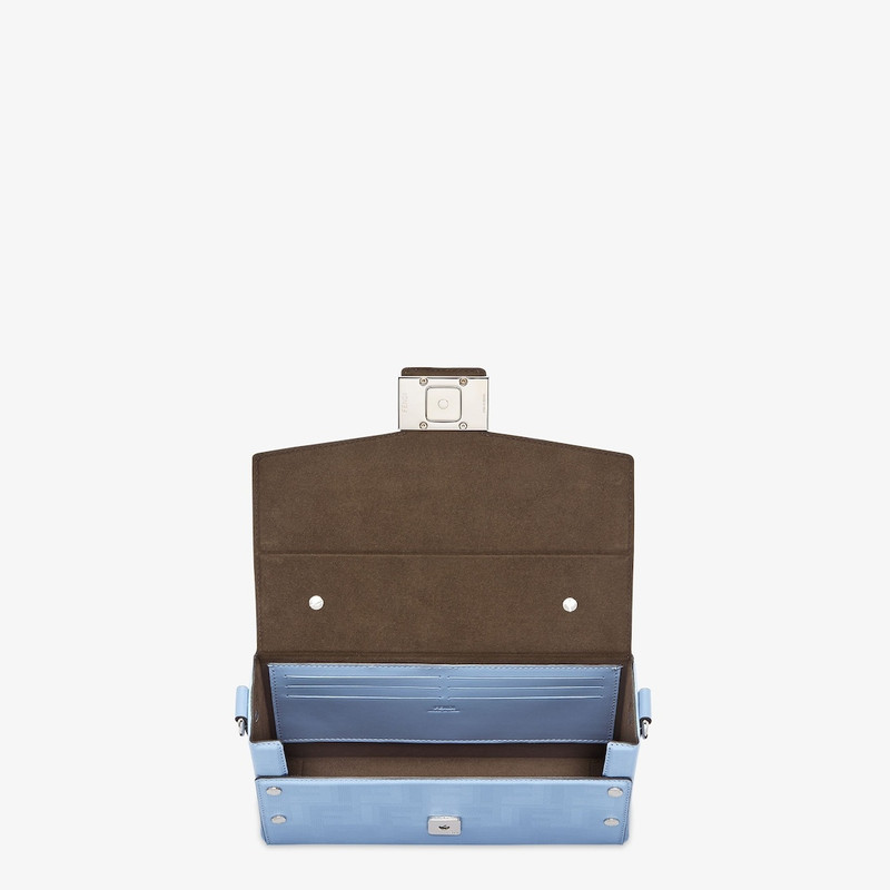 Soft Trunk Baguette 4