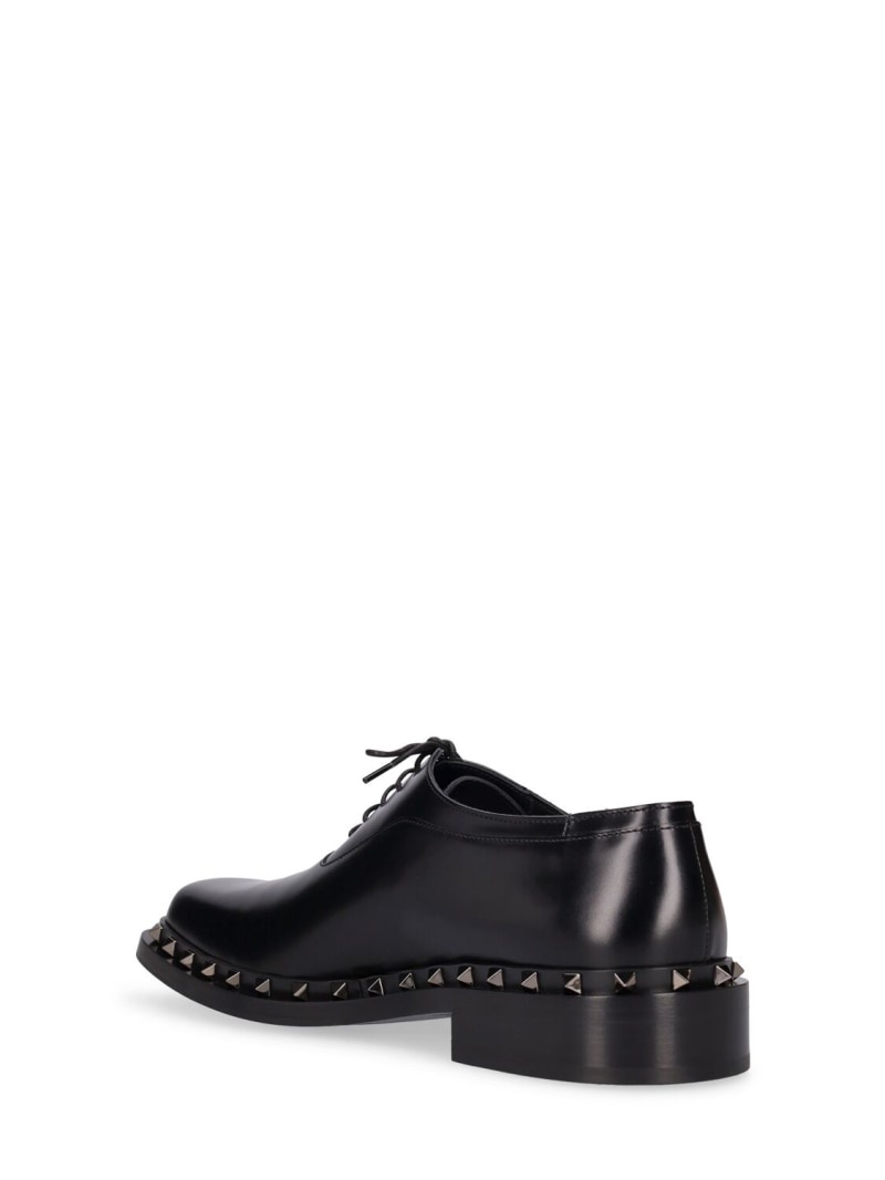 25mm Rockstud leather lace-up shoes - 4