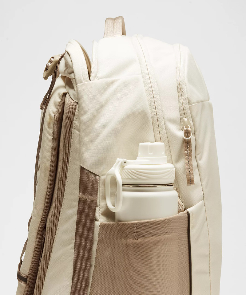 Triple-Zip Backpack 28L *Tech Canvas 4