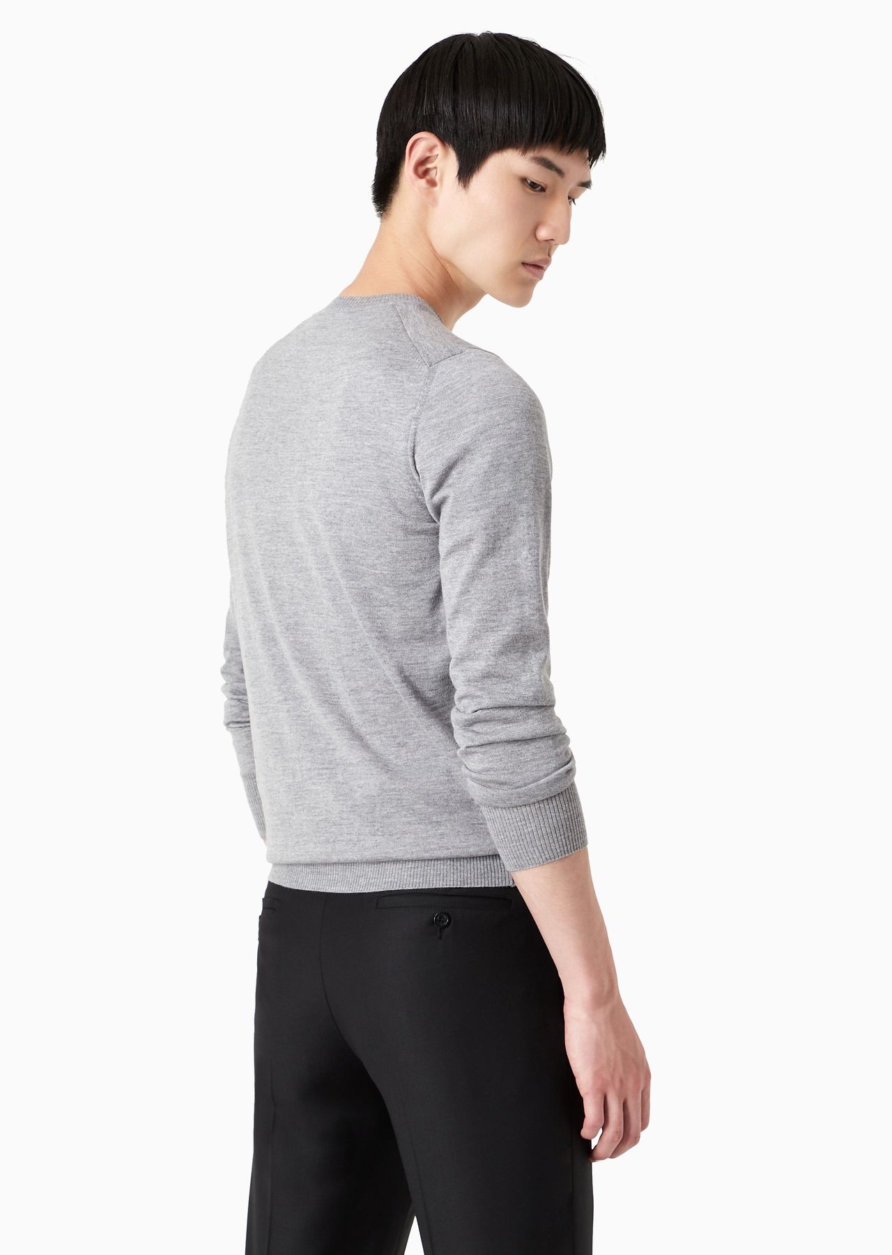 Pure virgin wool V-neck jumper - 5