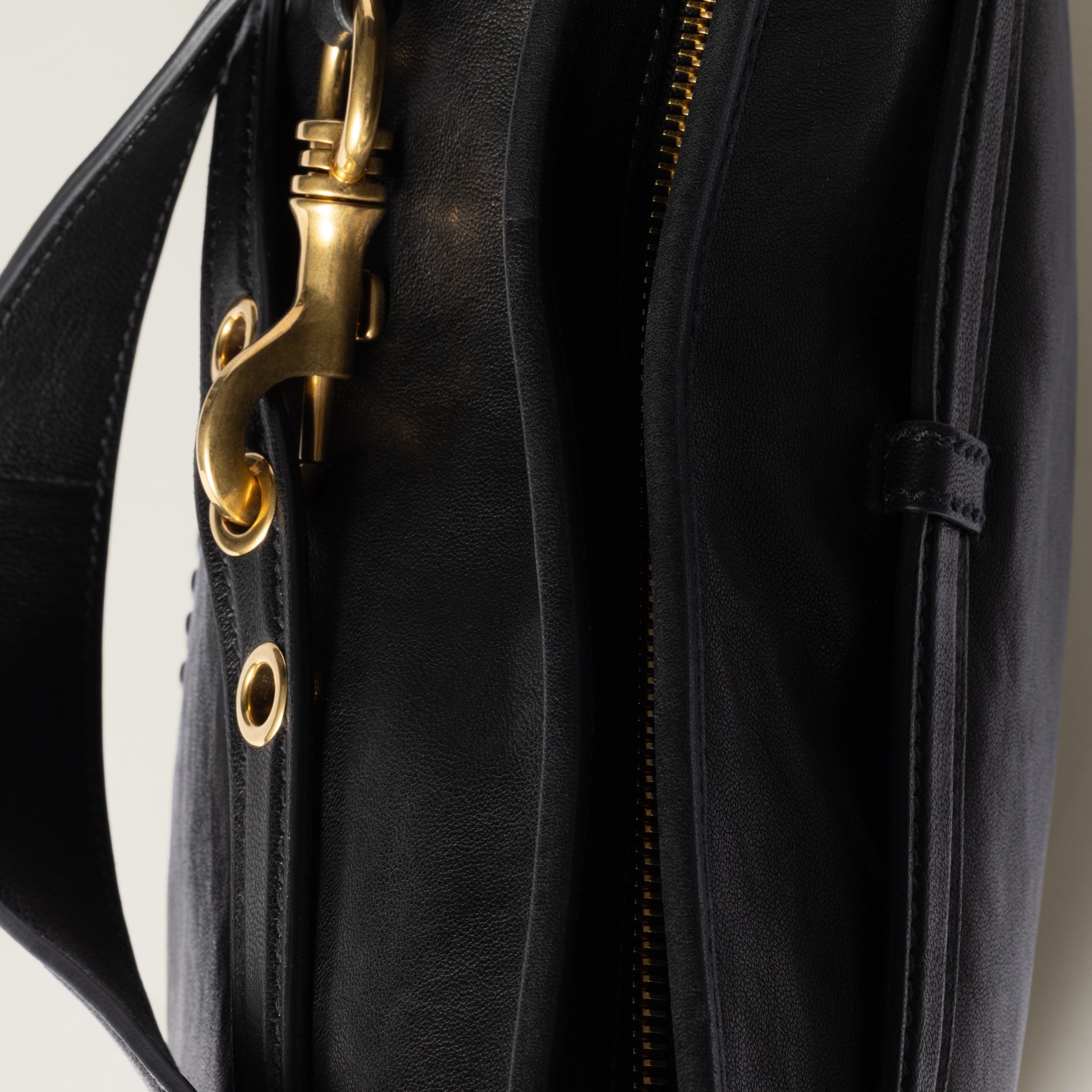 Aventure nappa leather bag - 5