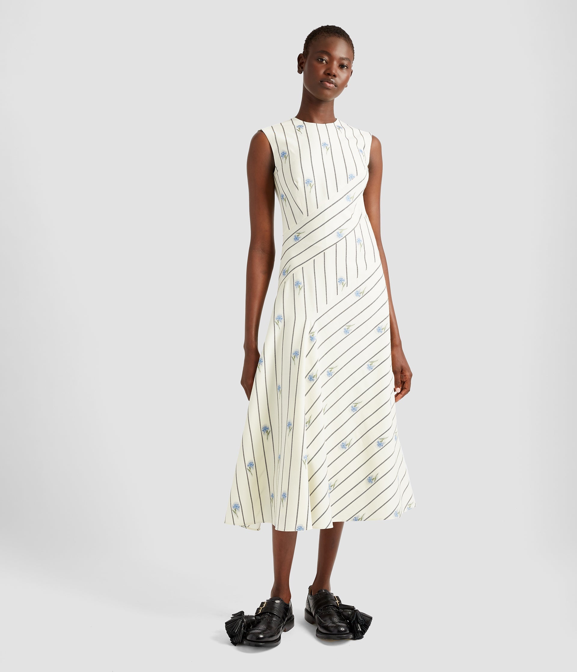 SLEEVELESS A-LINE MIDI DRESS - 4