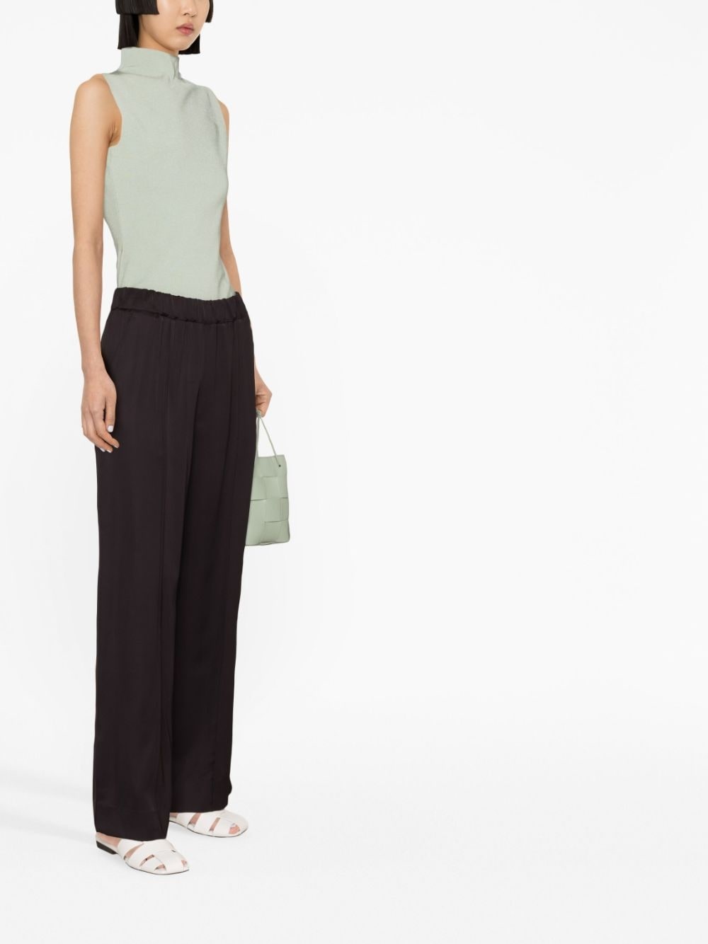 wide-leg elasticated-waistband trousers - 4