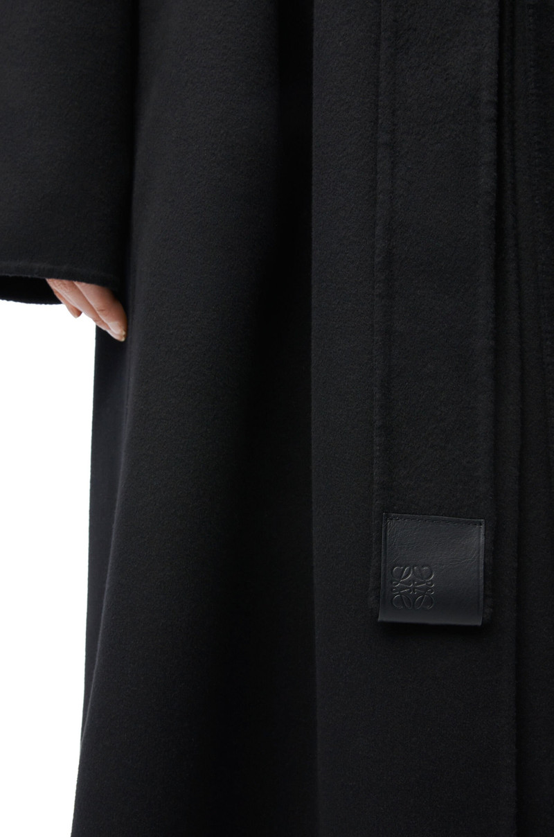 Belted coat in wool and cashmere 4