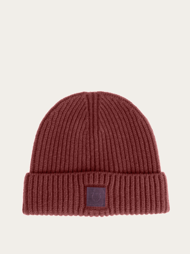 Knitted beanie 1