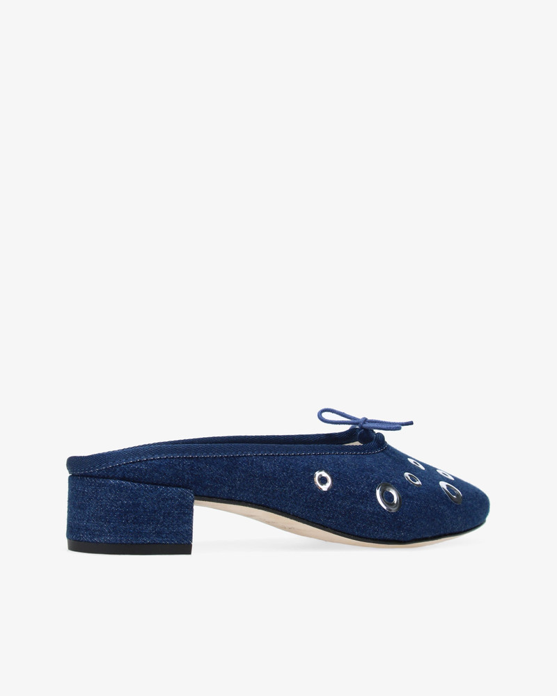 Camille Mules 5