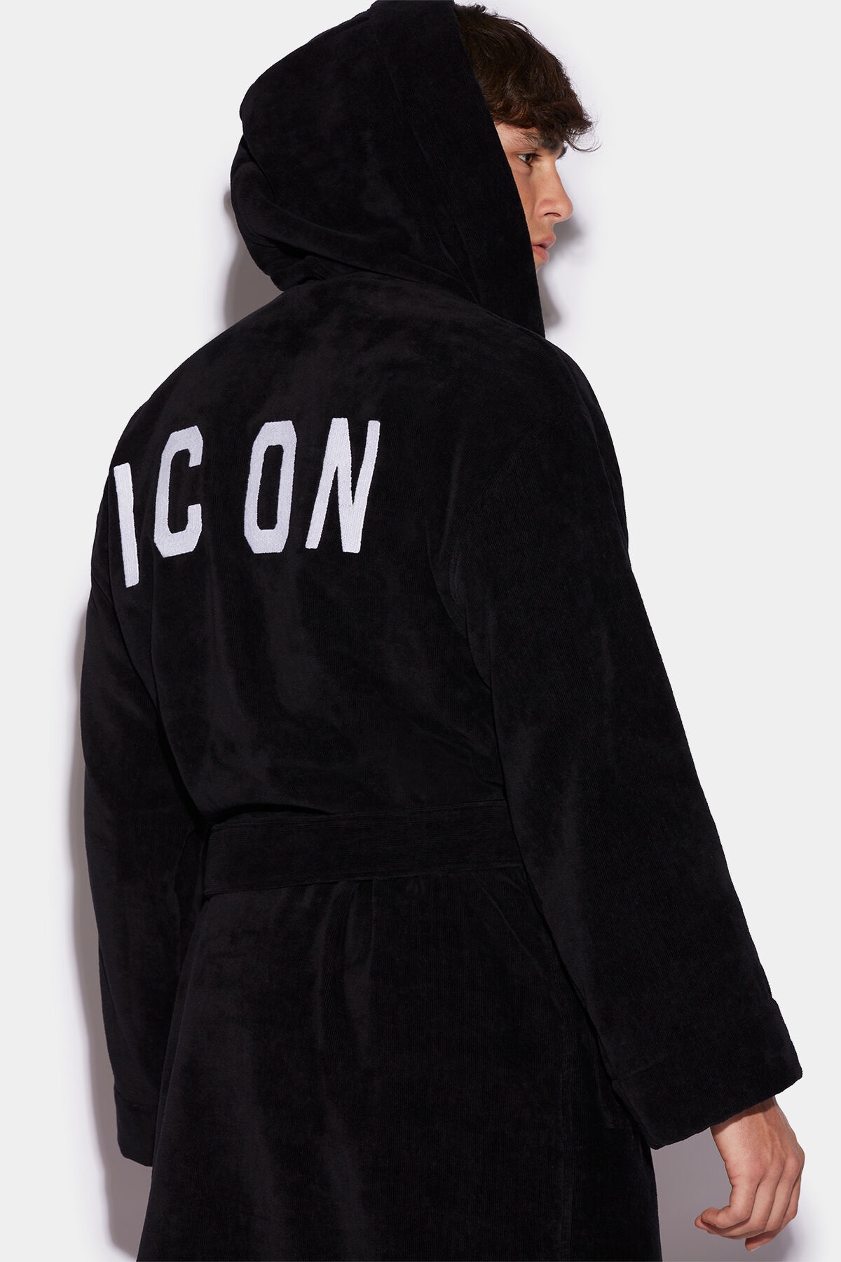 BE ICON BATHROBE - 4