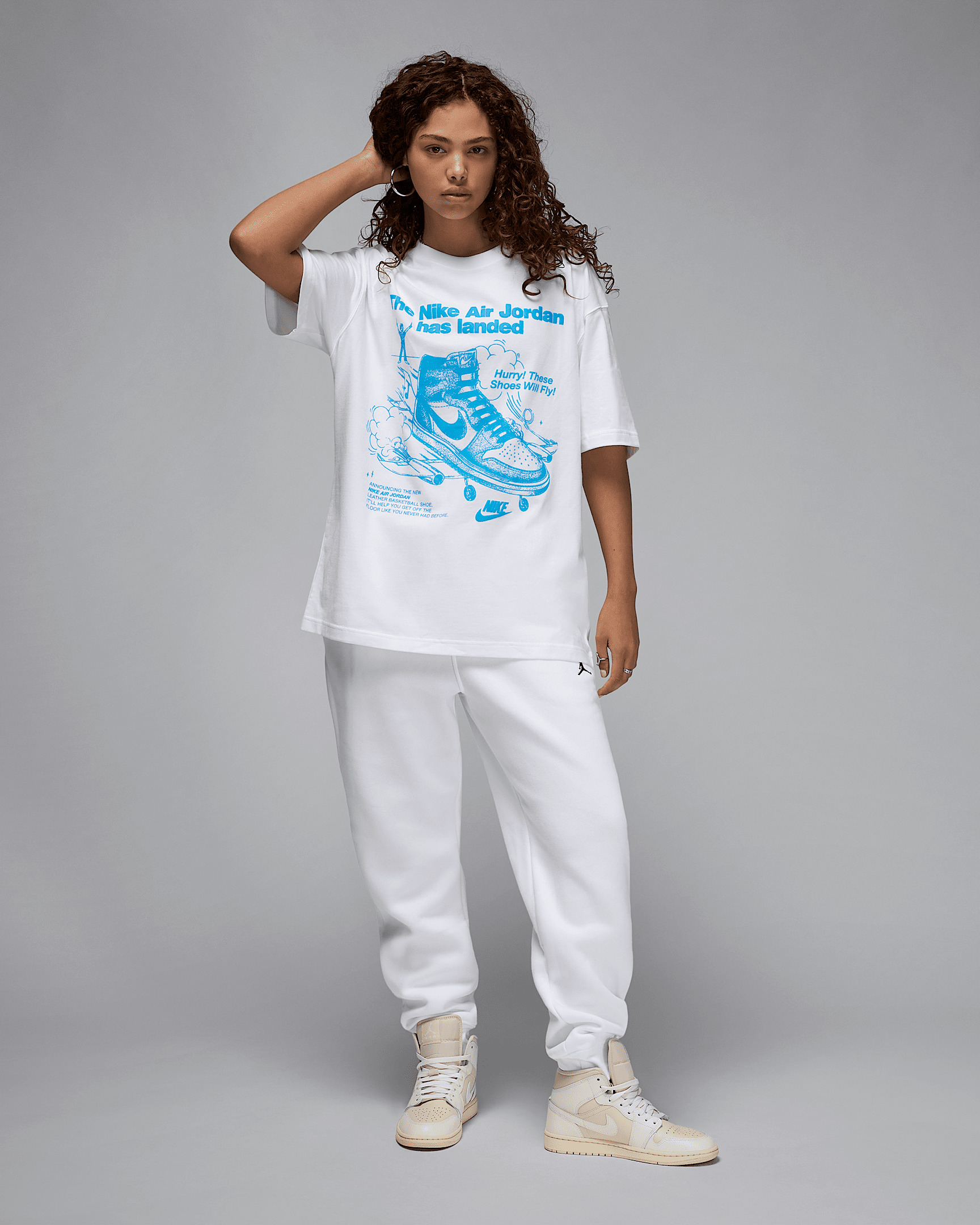 Jordan Women's Oversized Graphic T-Shirt - 6