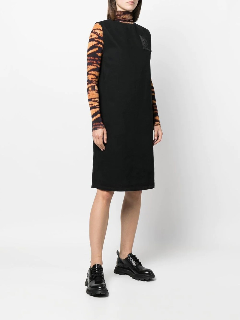 sleeveless logo-patch shift dress 3