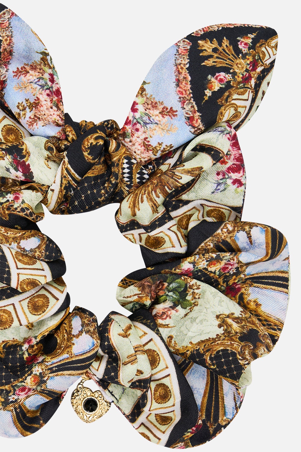 SCRUNCHIE WITH TRINKET - 2