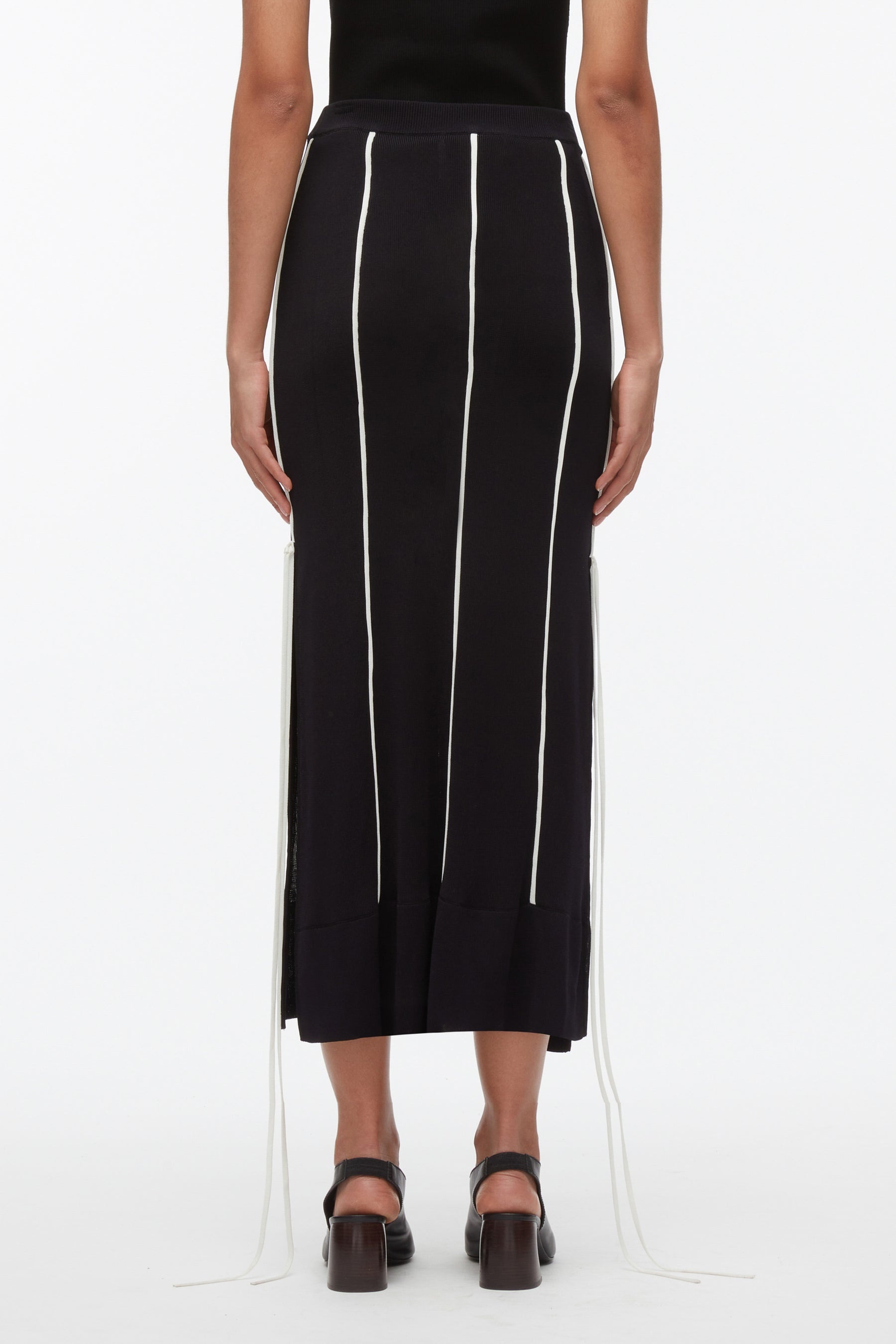 Knit Midi Skirt with Piping - 4