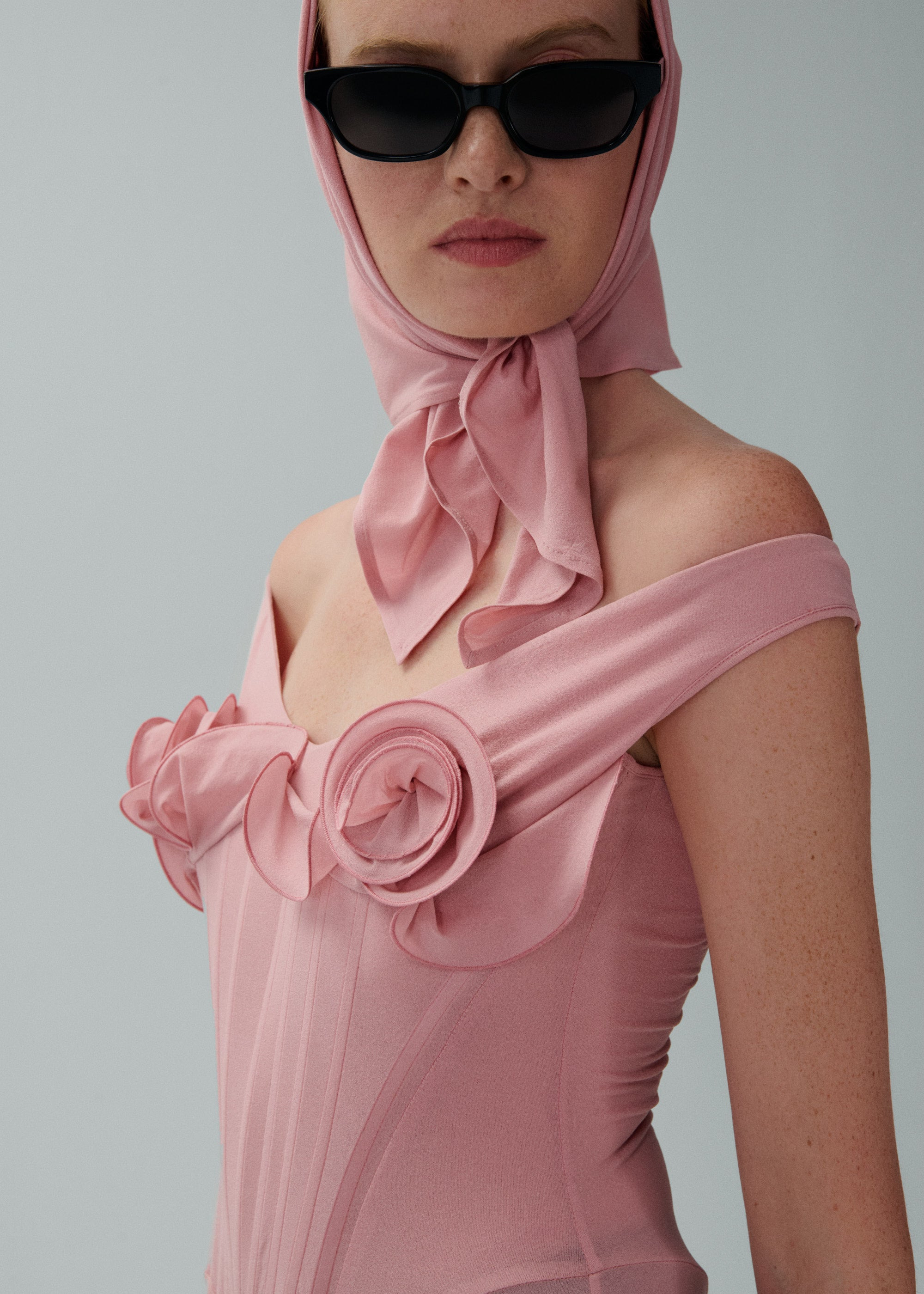 Flower bustier midi dress in pink - 5