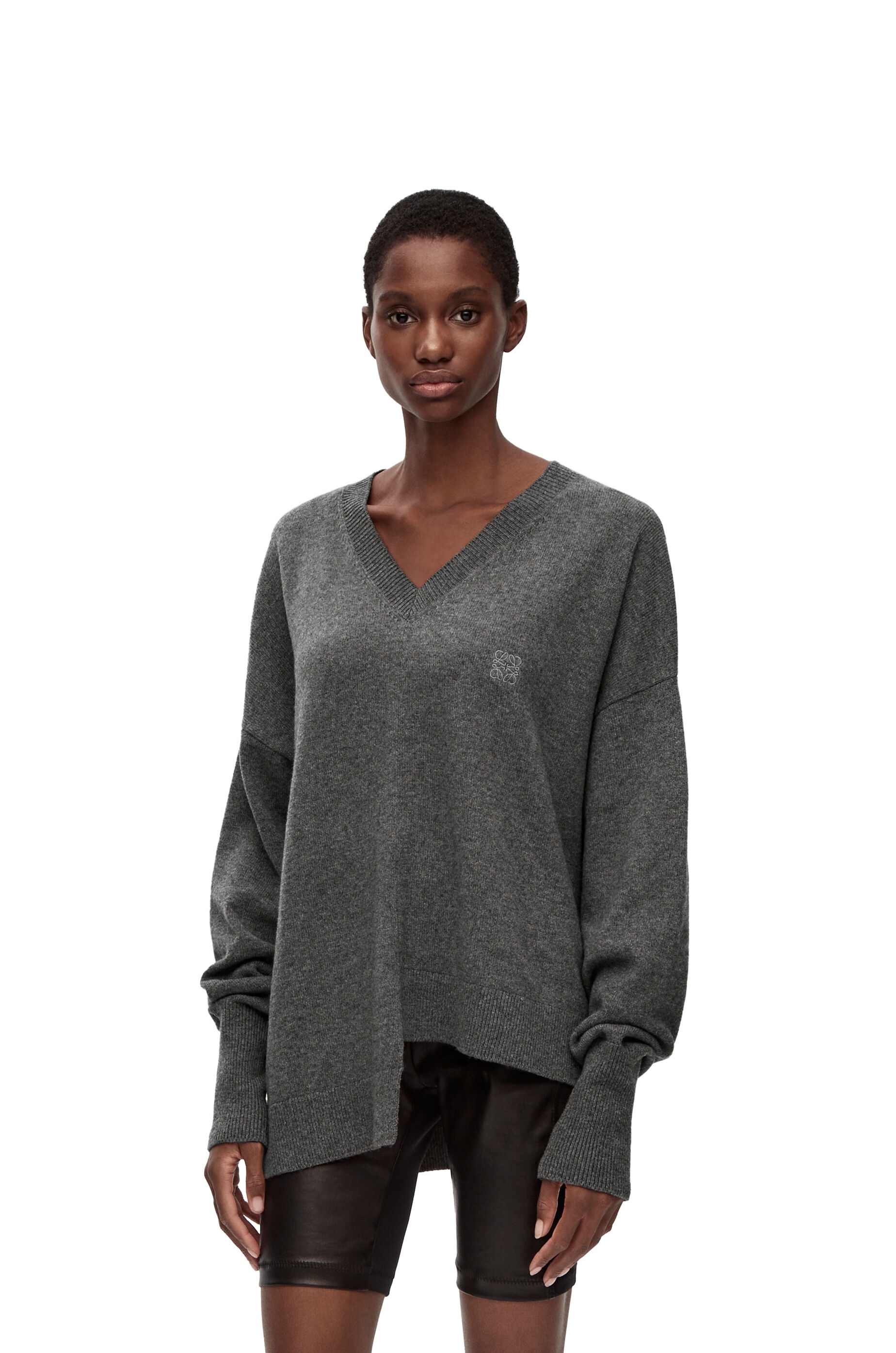 Asymmetric V-neck sweater in cashmere - 3