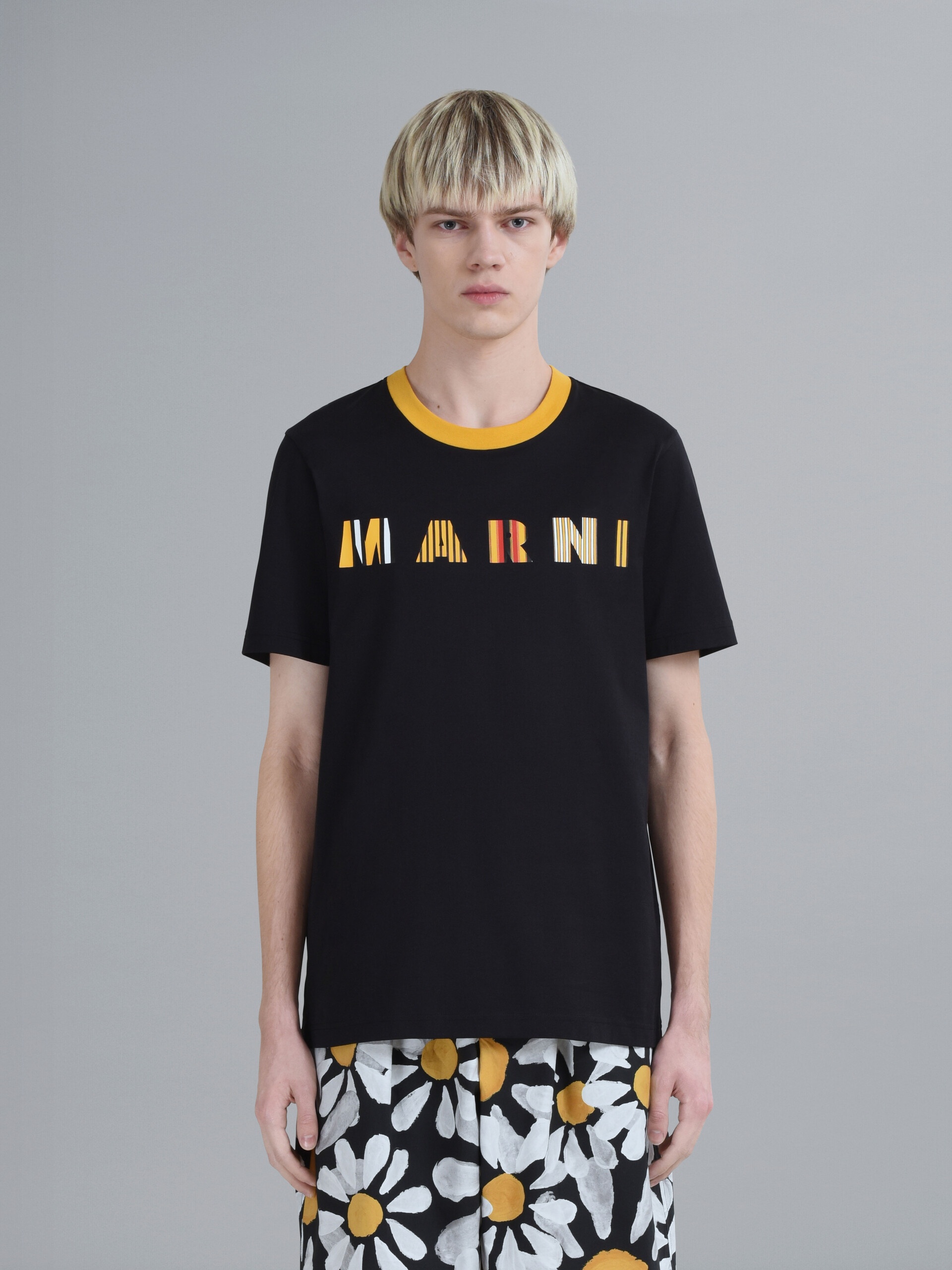 STRIPE LOGO PRINT BLACK BIO JERSEY T-SHIRT - 2