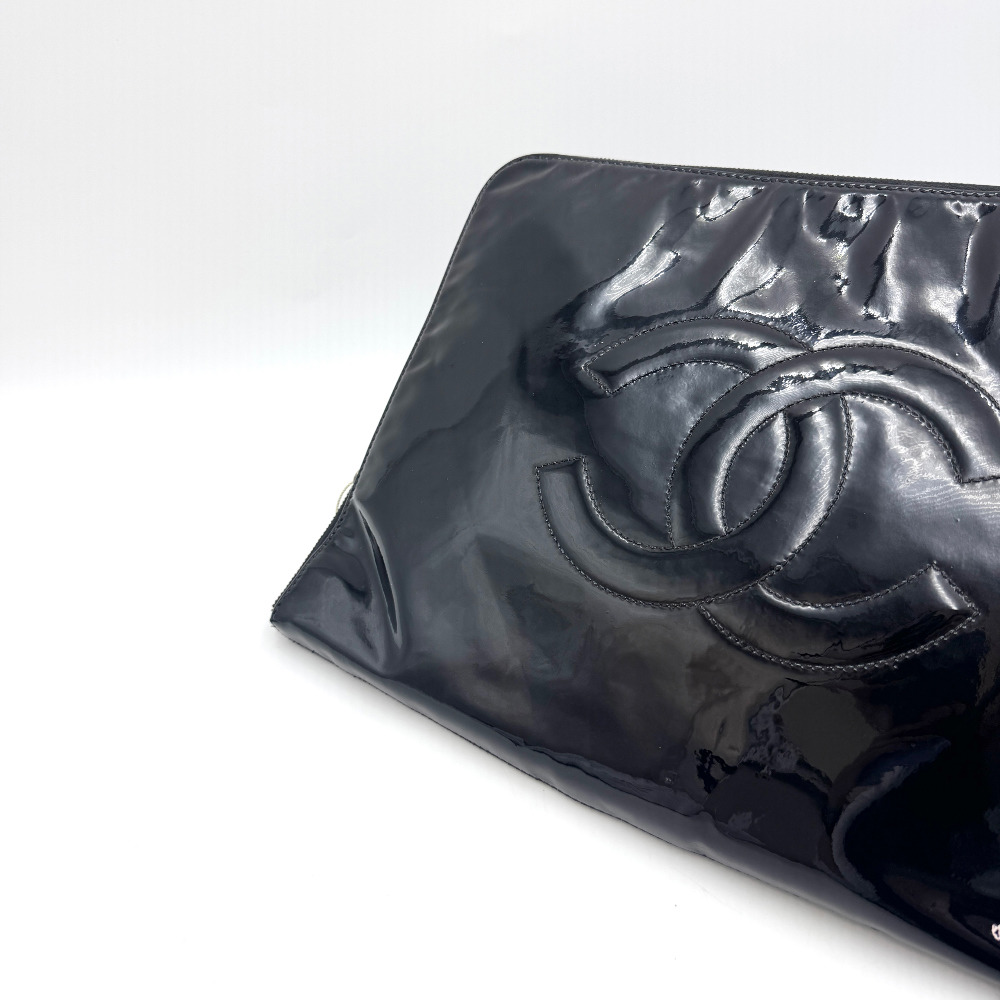 Chanel No.4 Black Patent Leather Big CC Clutch - 8