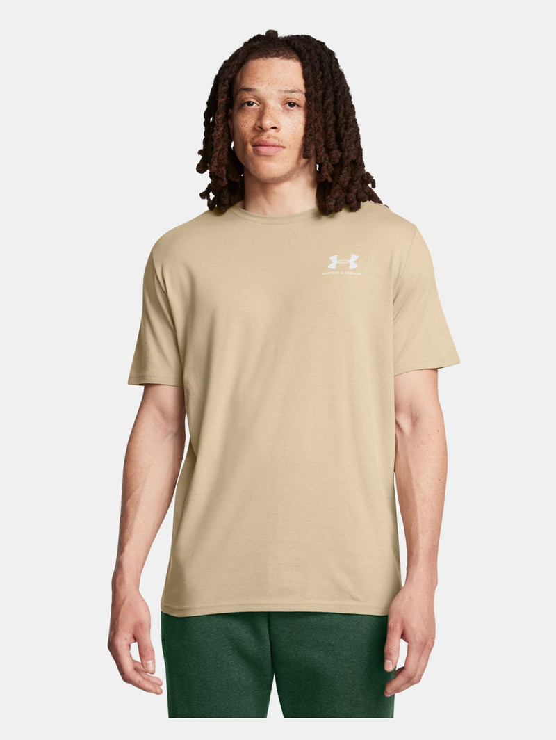 Under Armour UA Left Chest Logo outlook