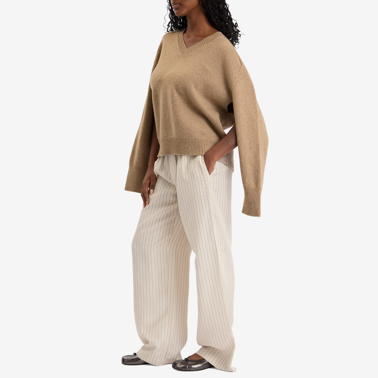 Róhe Cape V-Neck Wrap Jumper - 4