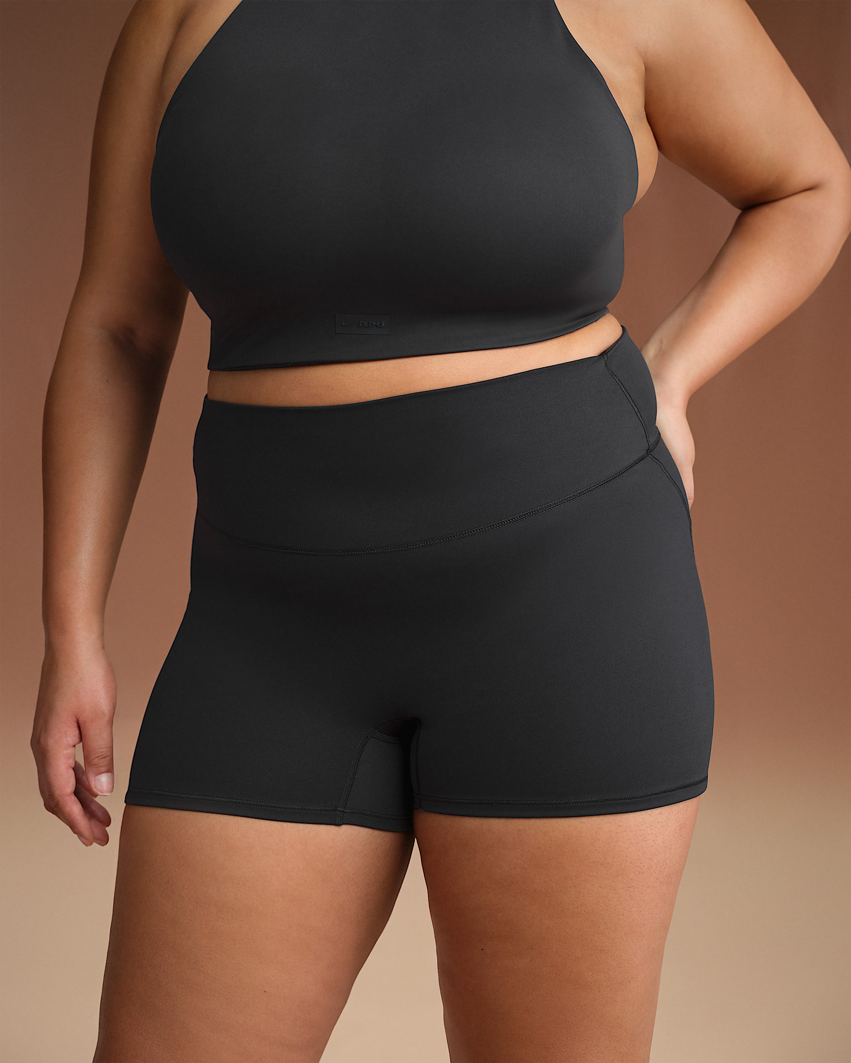NikeSKIMS Matte Women's High-Waisted 3" Boyshorts - 7