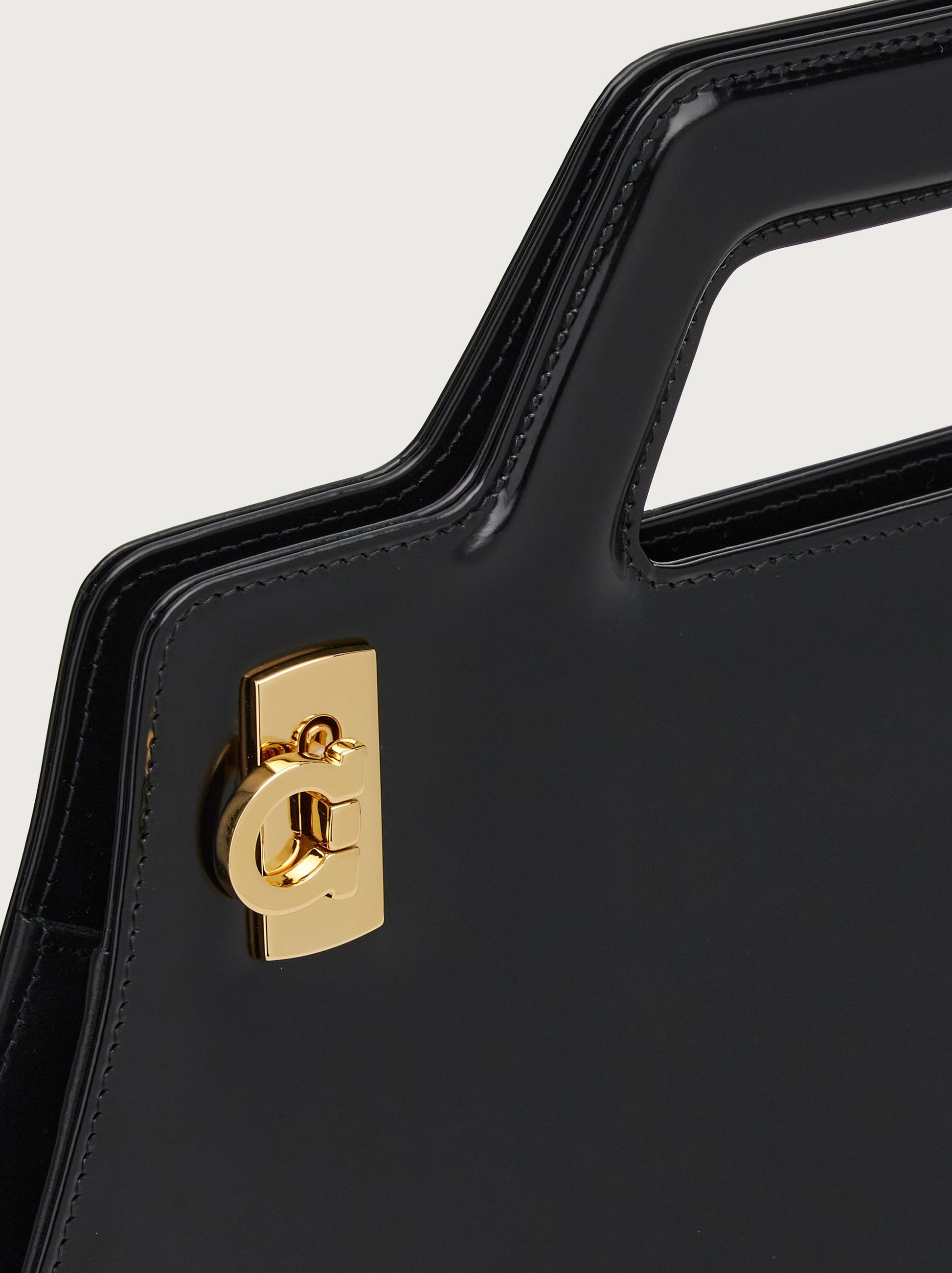 Wanda top handle - 6