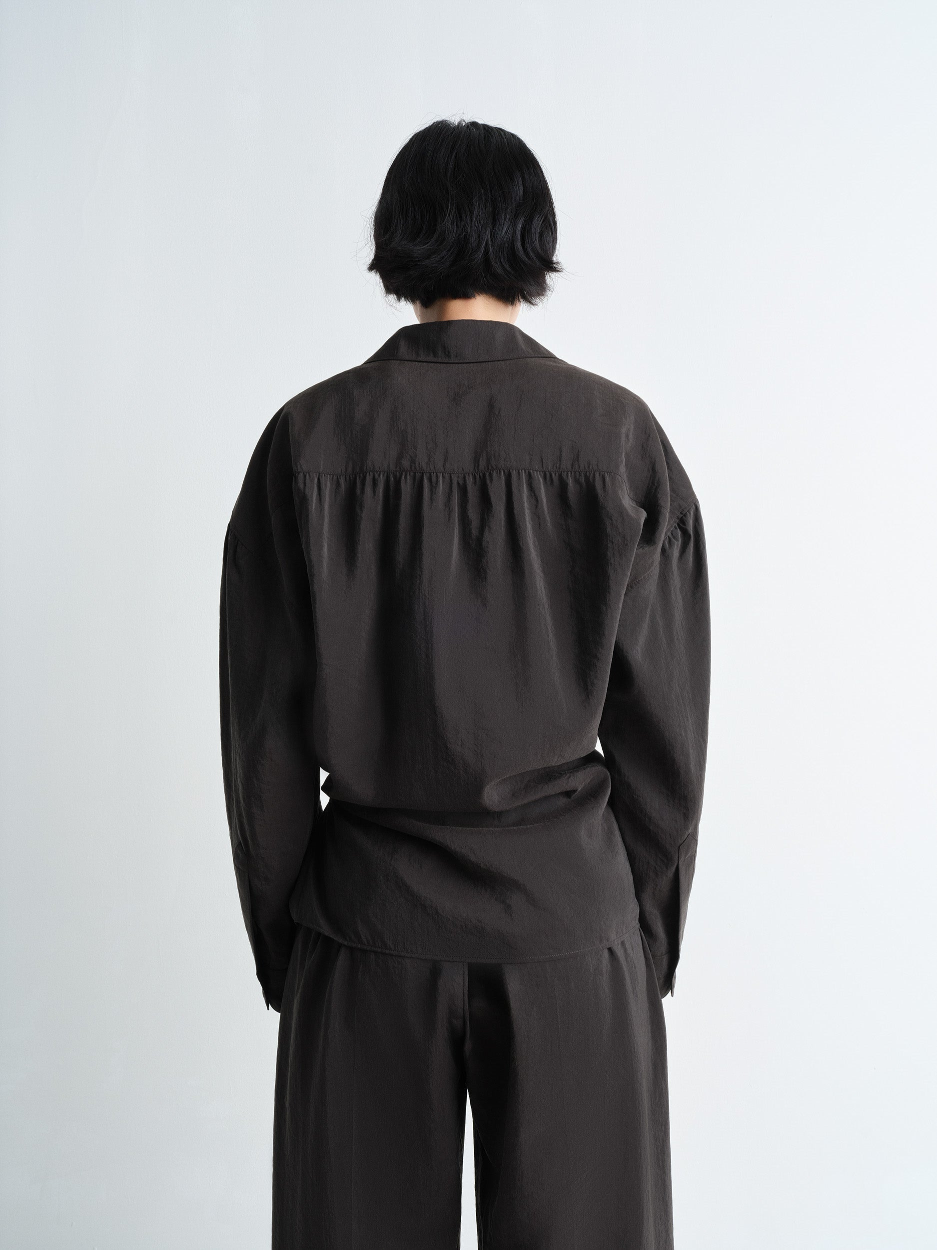 STRAIGHT COLLAR TWISTED SHIRT - 5