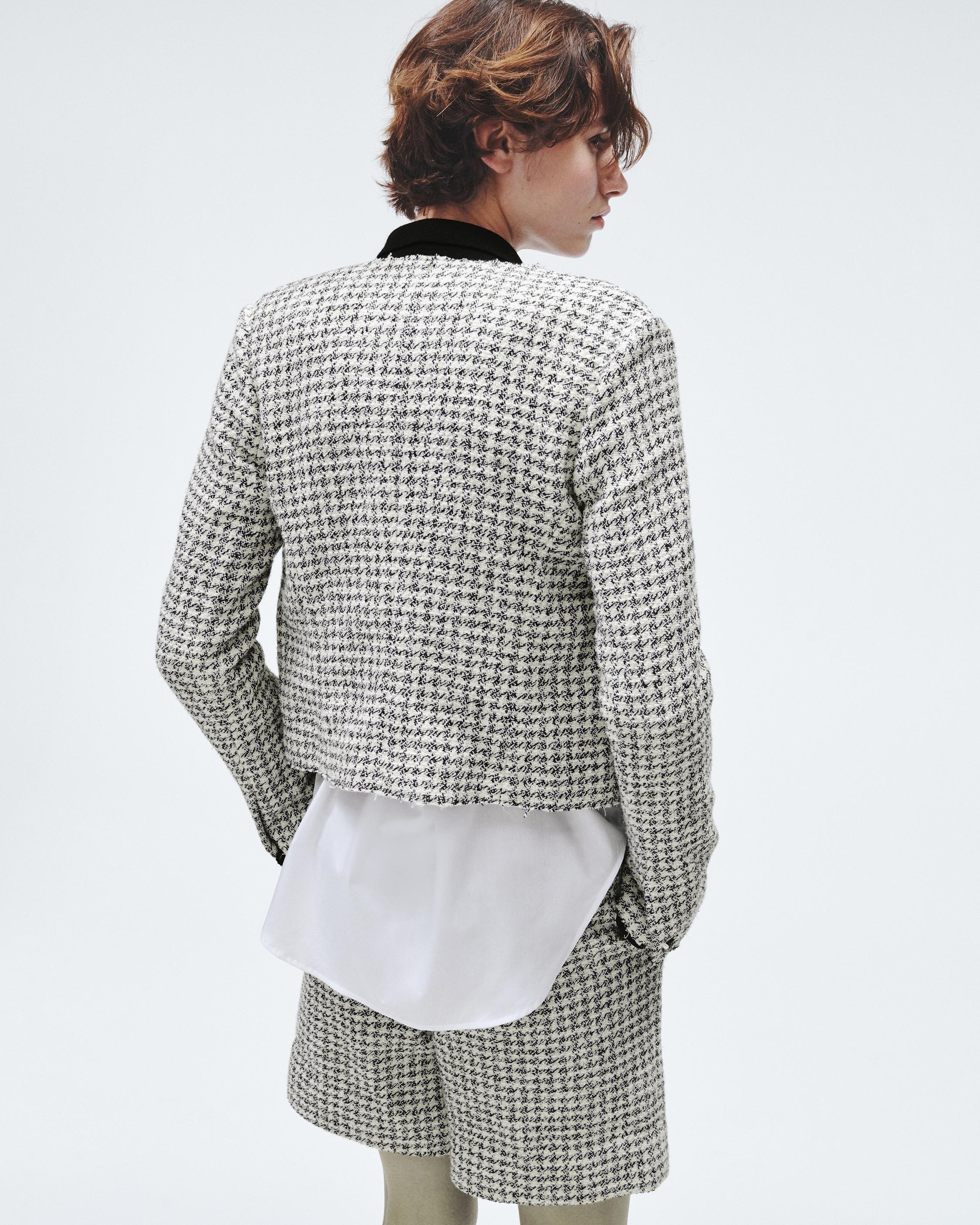 Carmen Cotton Jacket
Classic Fit - 5