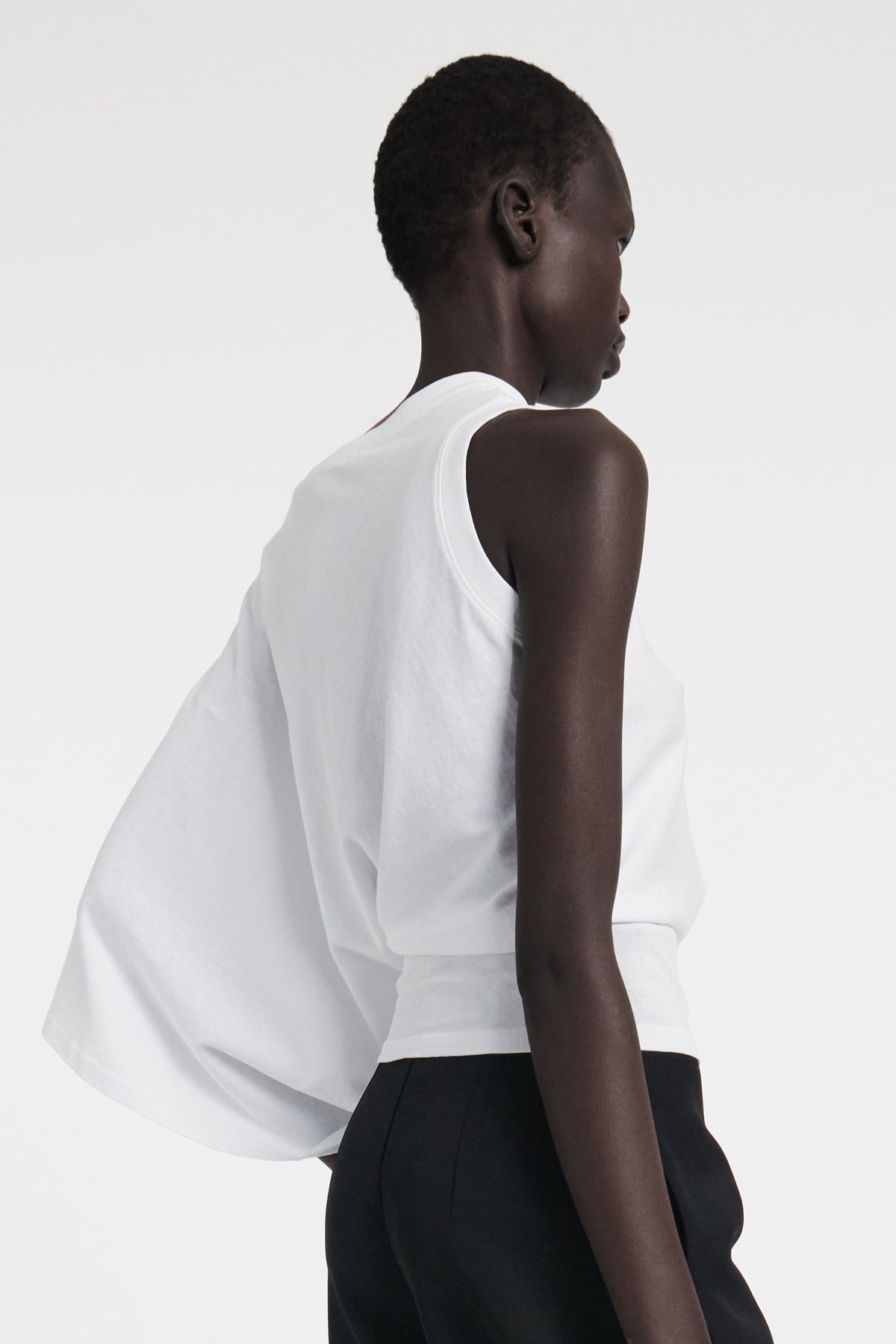 ASYMMETRIC ONE-SLEEVE T-SHIRT WHITE - 7