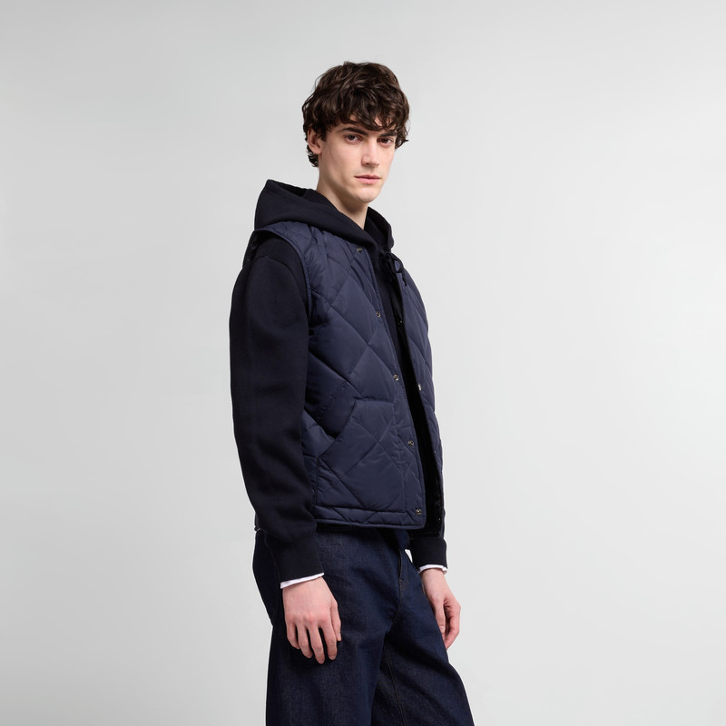 Quilted gilet 8