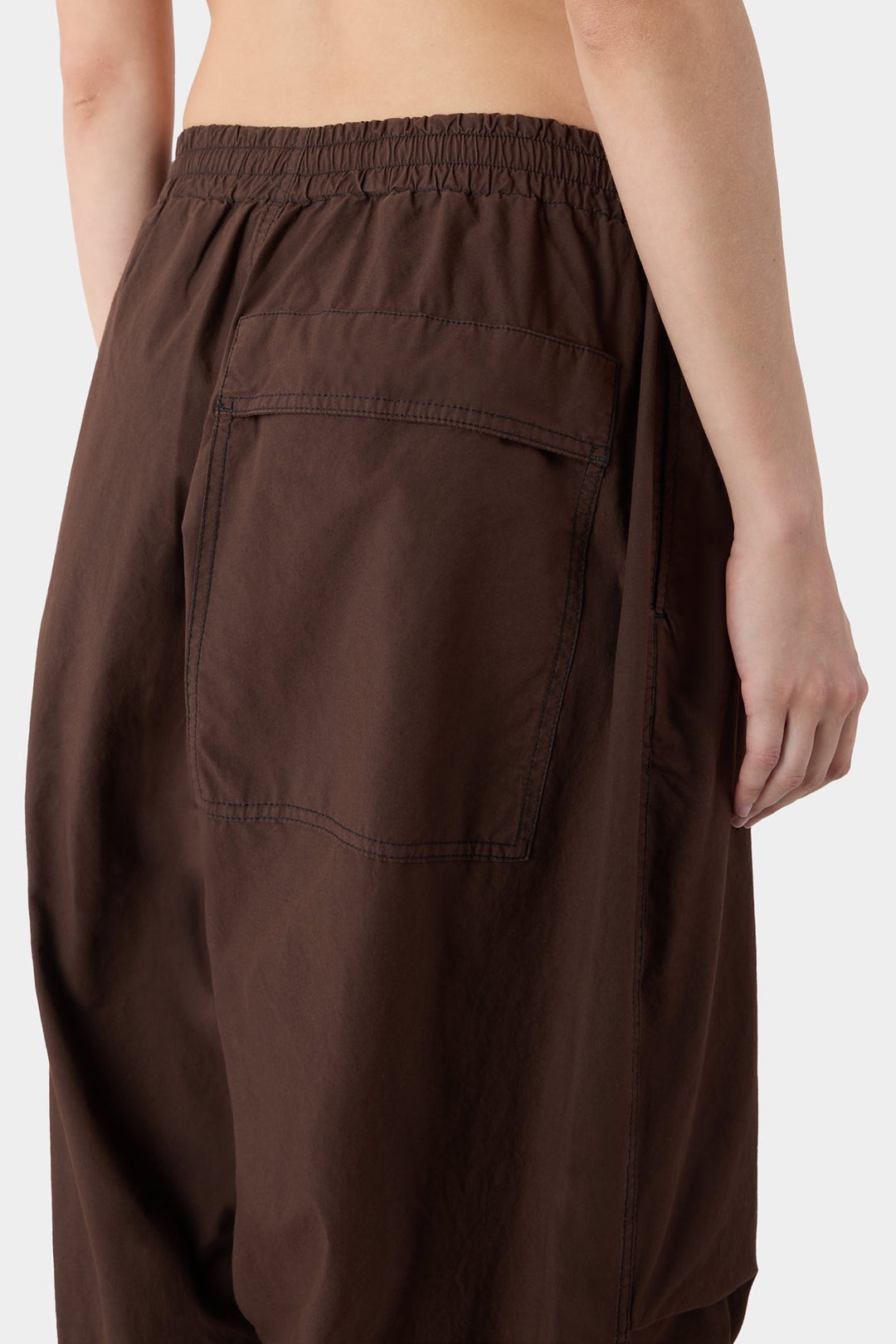 ELASTIC PANTS WITH DARTS / brown - 6