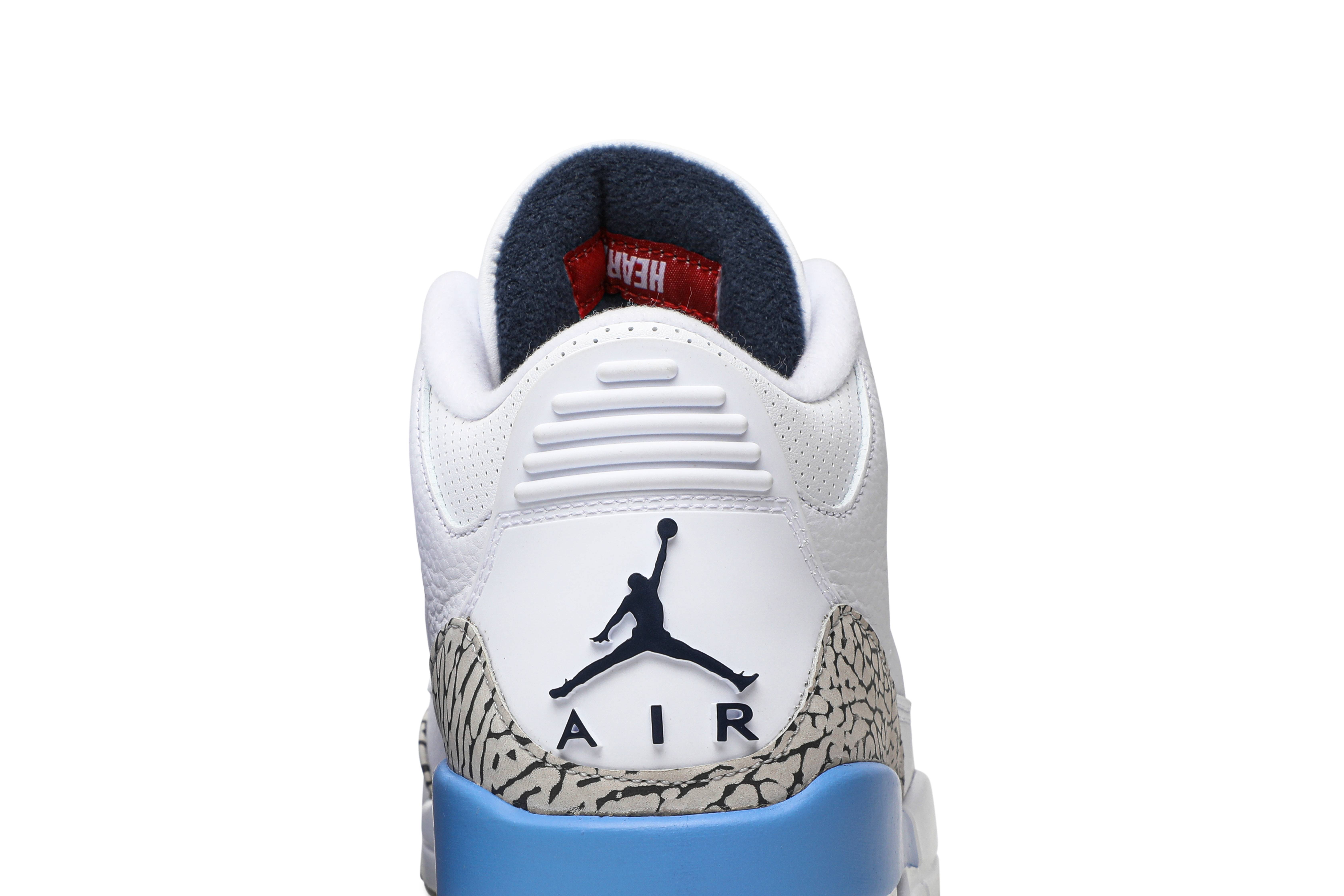 Air Jordan 3 Retro 'UNC' - 7