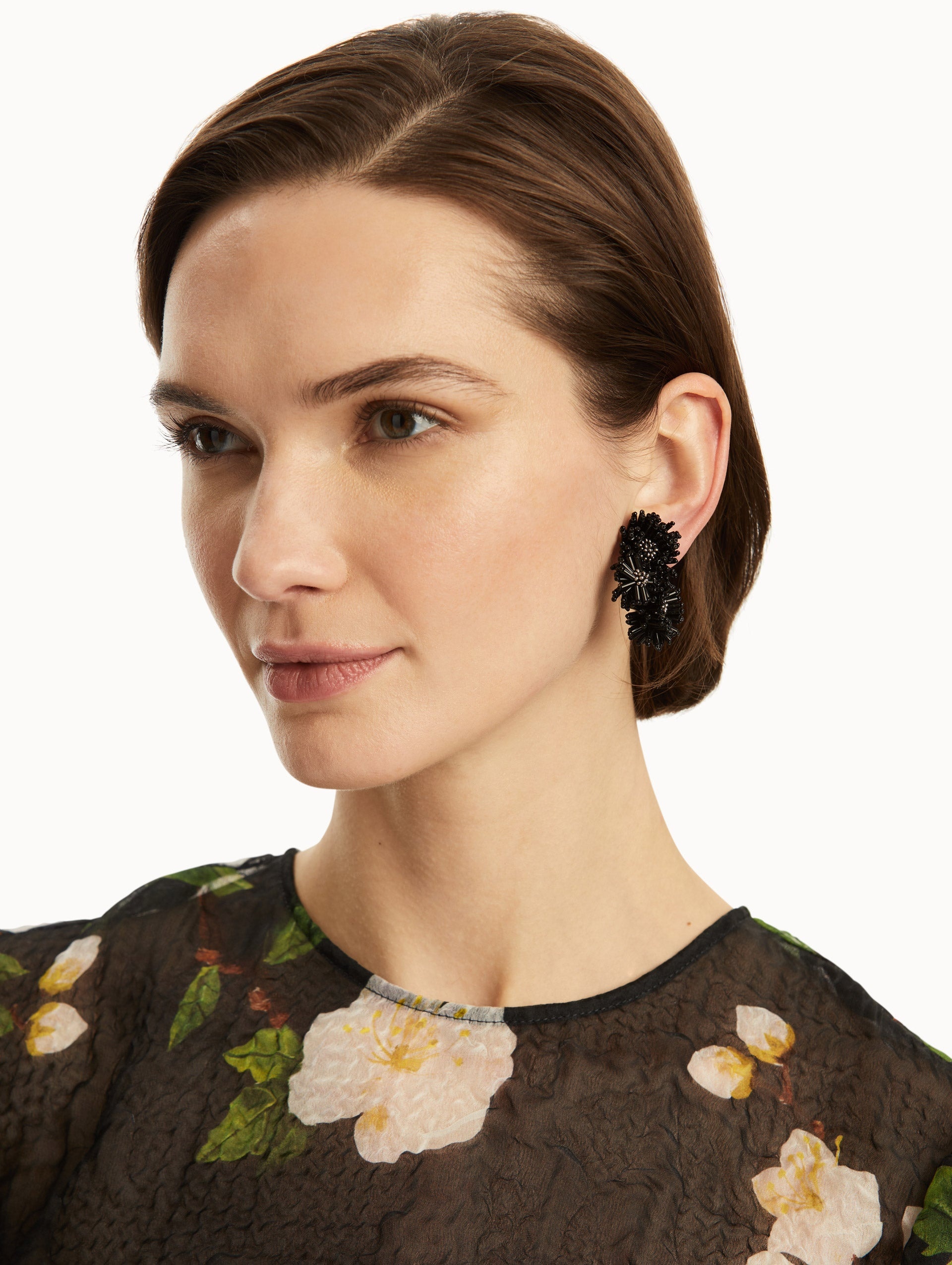 POMPOM FLOWER CLIP-ON EARRINGS - 2
