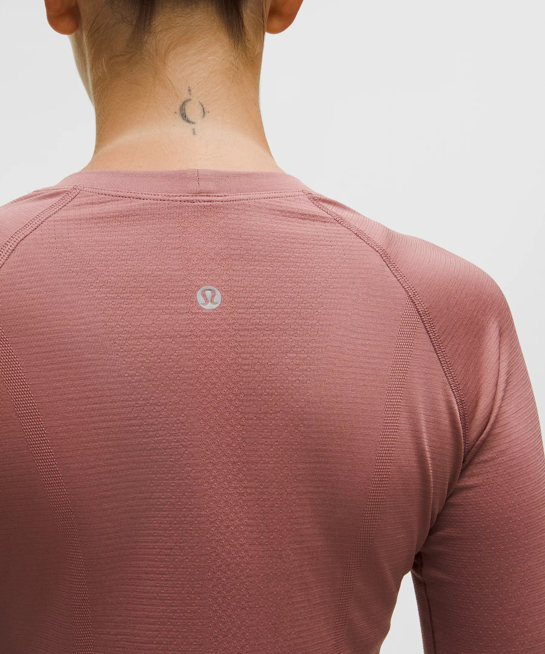 Swiftly Tech Long-Sleeve Shirt 2.0 *Hip Length - 5