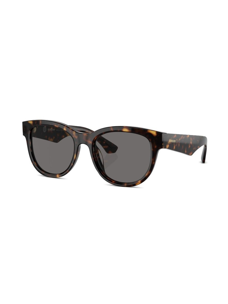 Burberry tortoiseshell wayfarer-frame sunglasses outlook