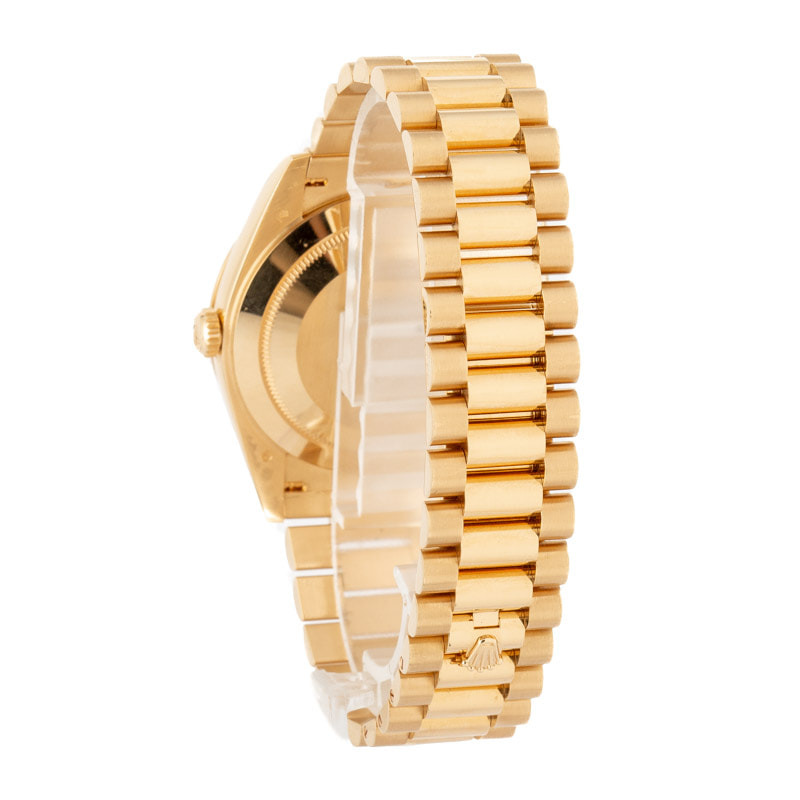 Rolex Day-Date 40 Ref 228348 Champagne Roman Dial - 3