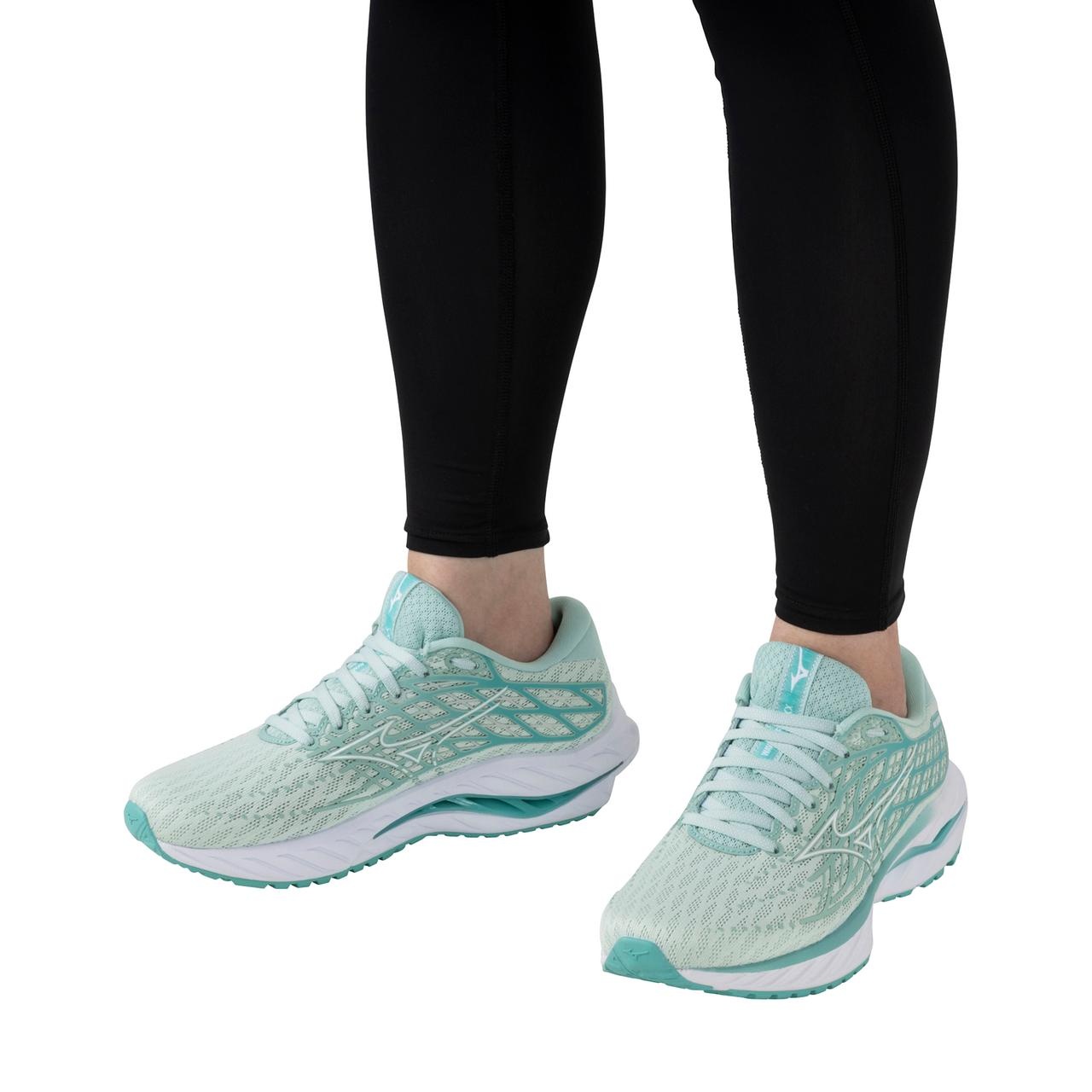 Women's Wave Inspire 20 Running Shoe - 10