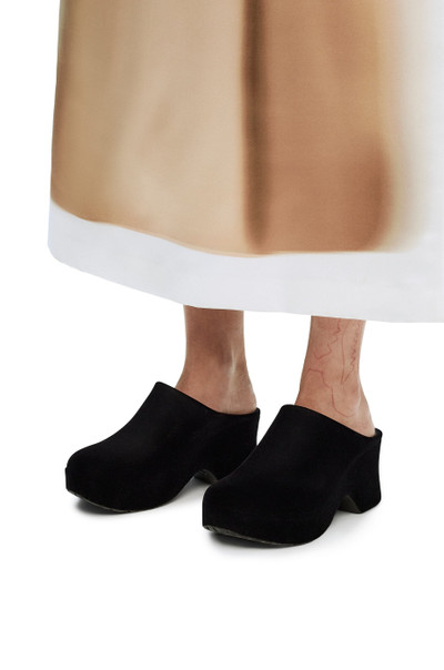 Loewe Terra Foam clog in flocked rubber outlook