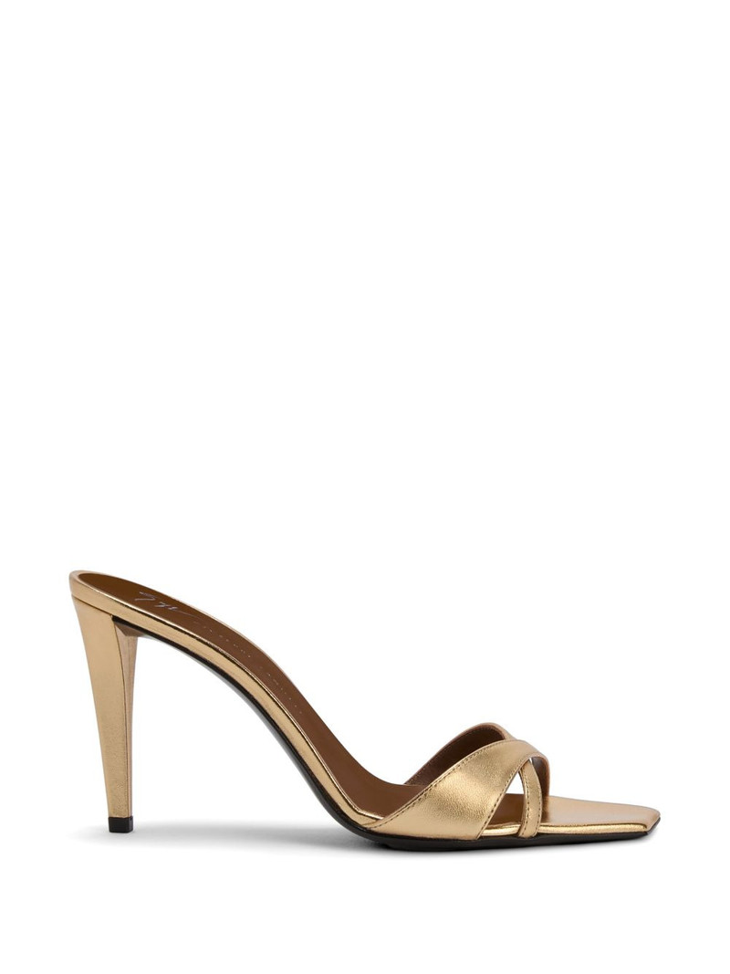 Intriigo square toe heeled sandals 1