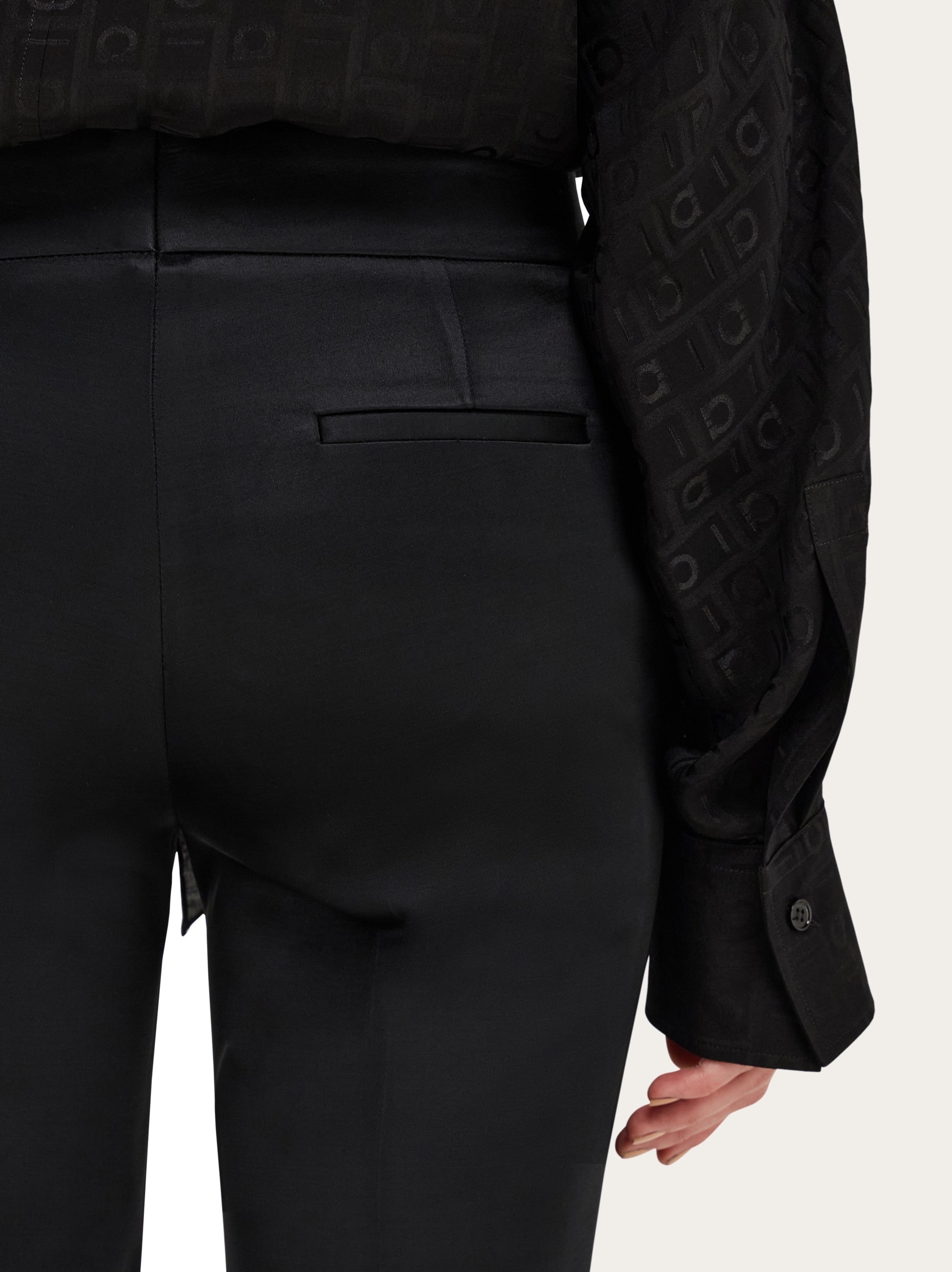 Kick flare trouser - 6