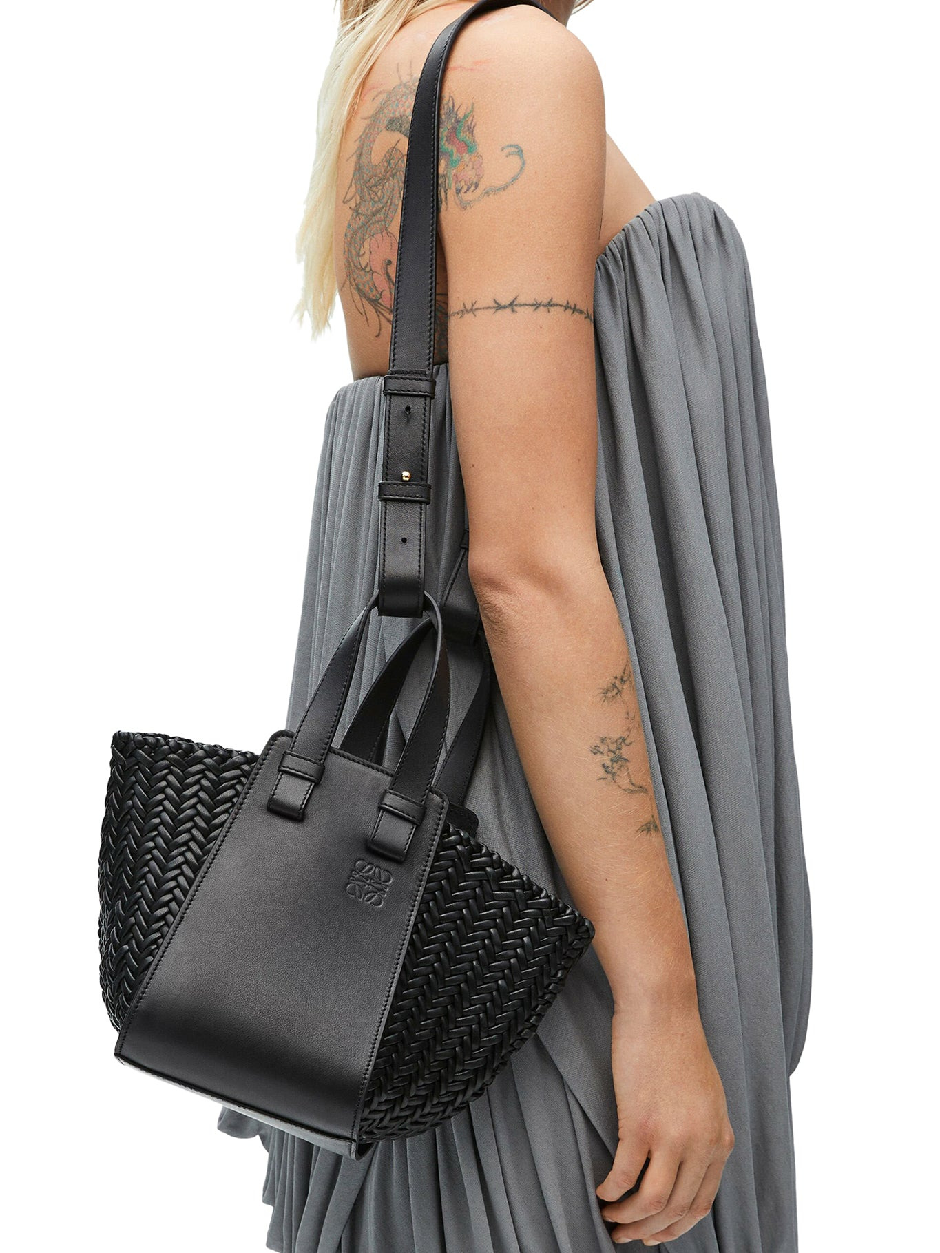 COMPACT HAMMOCK BAG IN CALFSKIN - 2