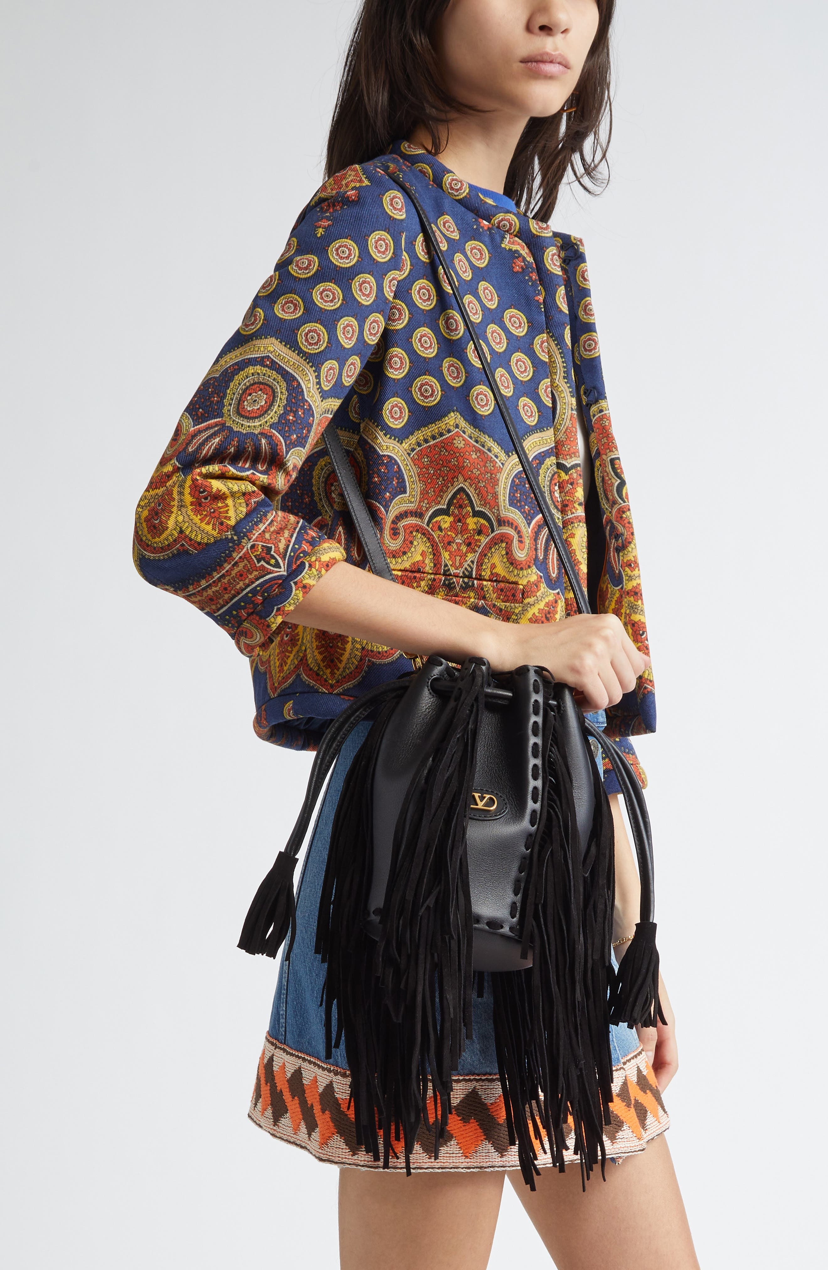 Valentino Garavani Small Nellcôte Fringed Leather Bucket Bag in Black at Nordstrom - 3