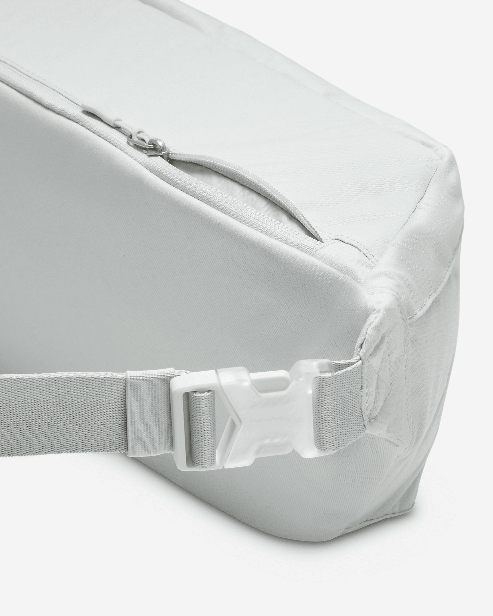 Nike Unisex Elemental Premium Fanny Pack (8L) - 7
