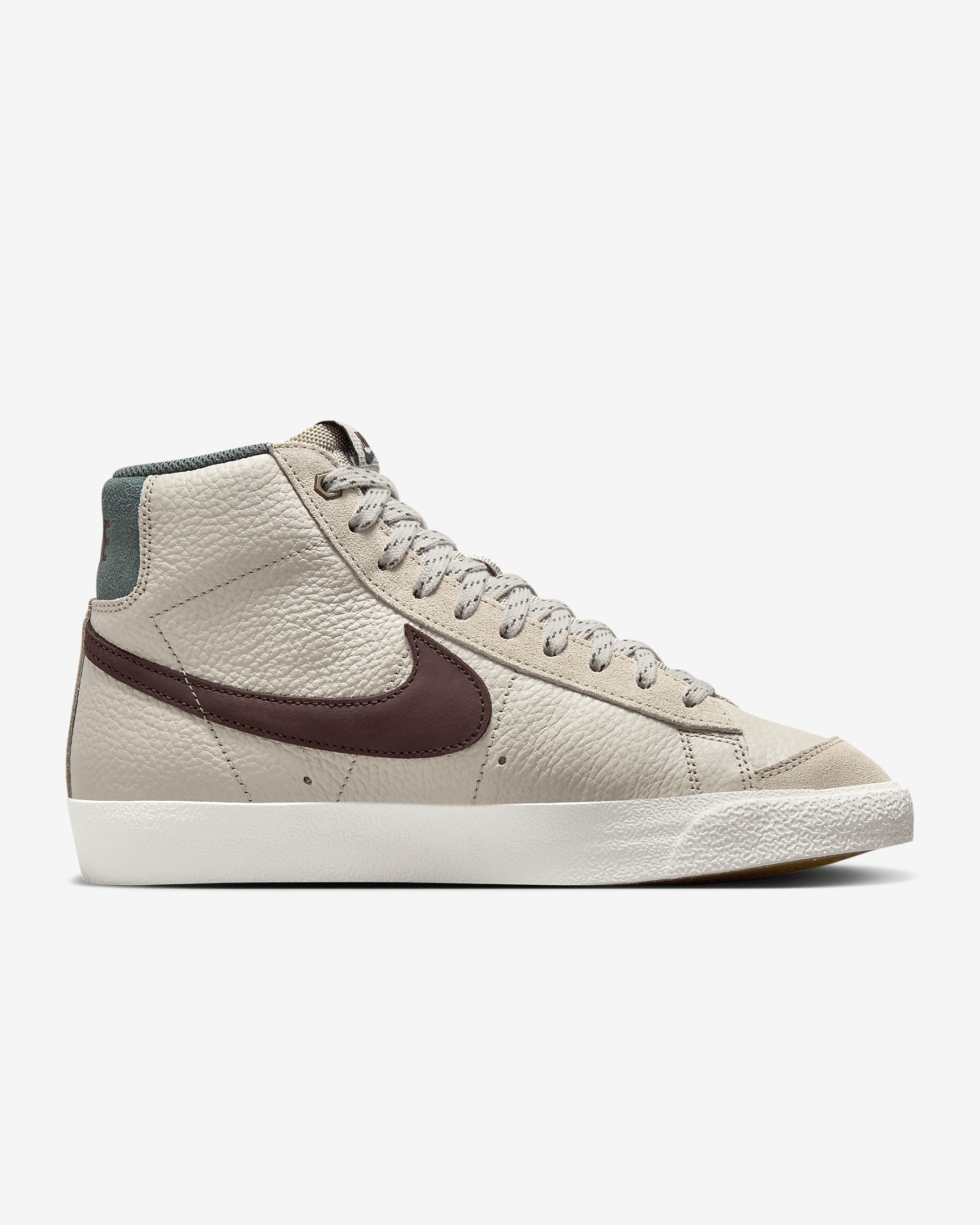 Nike Blazer Mid '77 Men's Shoes - 3