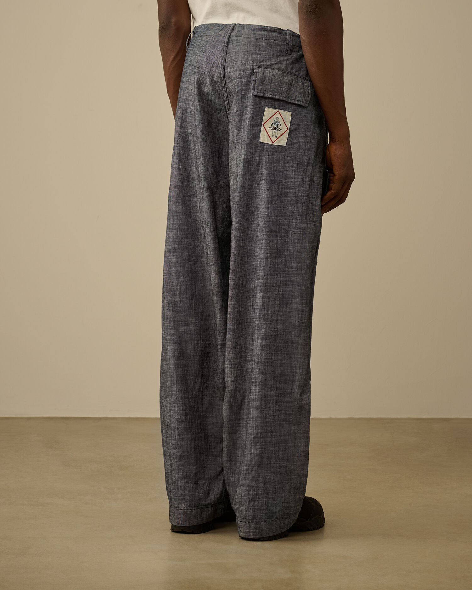 Chambray Loose Cargo Pants - 4