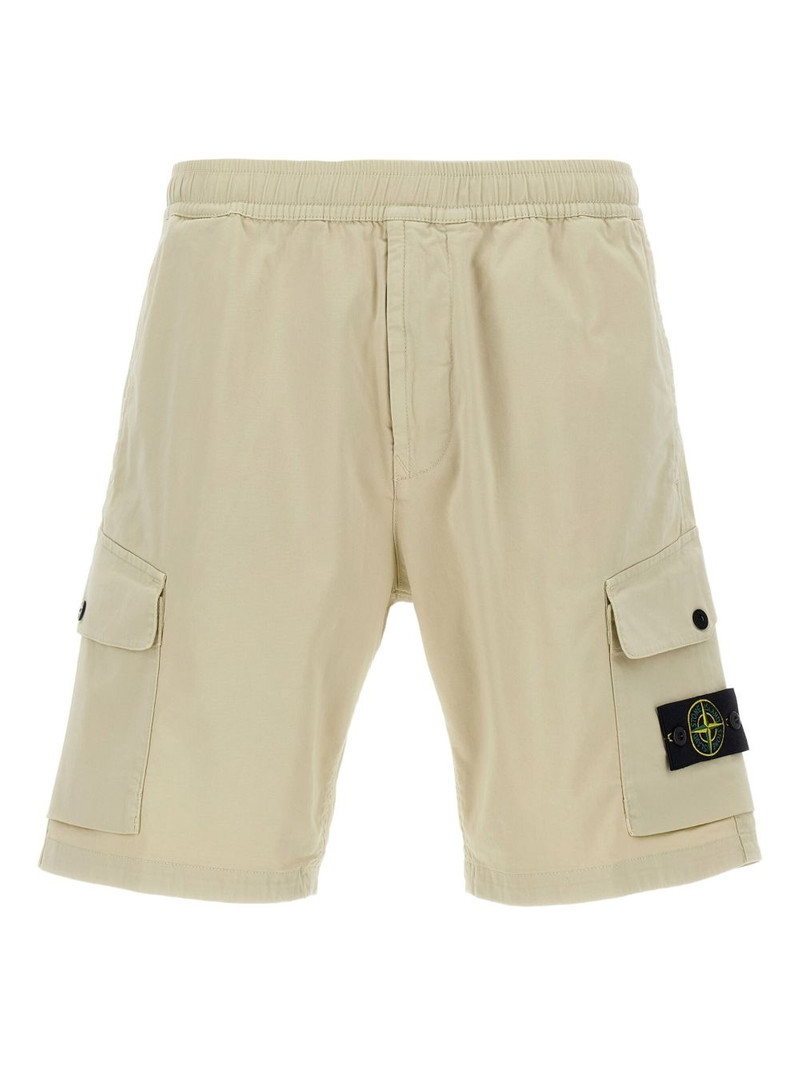 Compass-badge cargo shorts 1