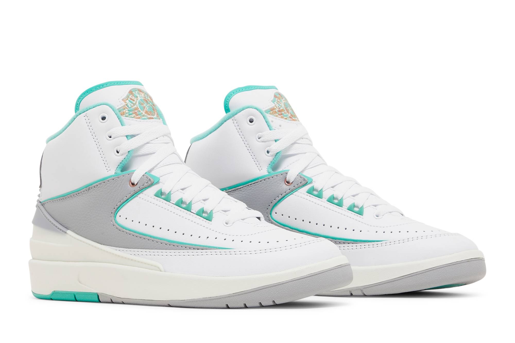 Wmns Air Jordan 2 Retro 'Crystal Mint' - 8